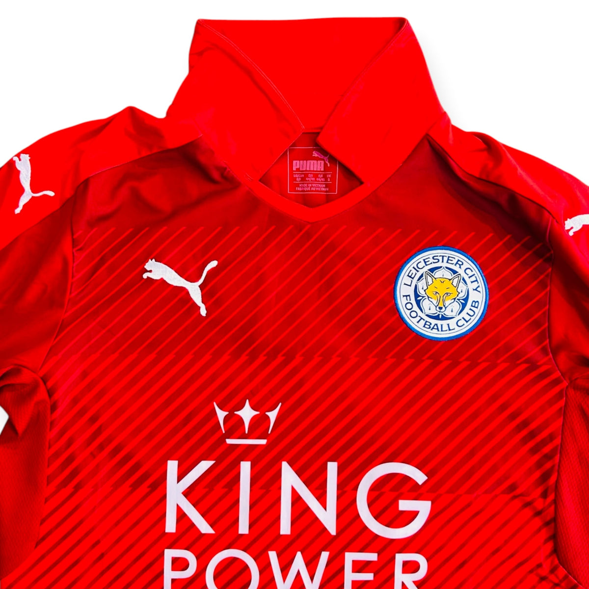 Leicester City 2016/17 Away - Mahrez 26 (Small)