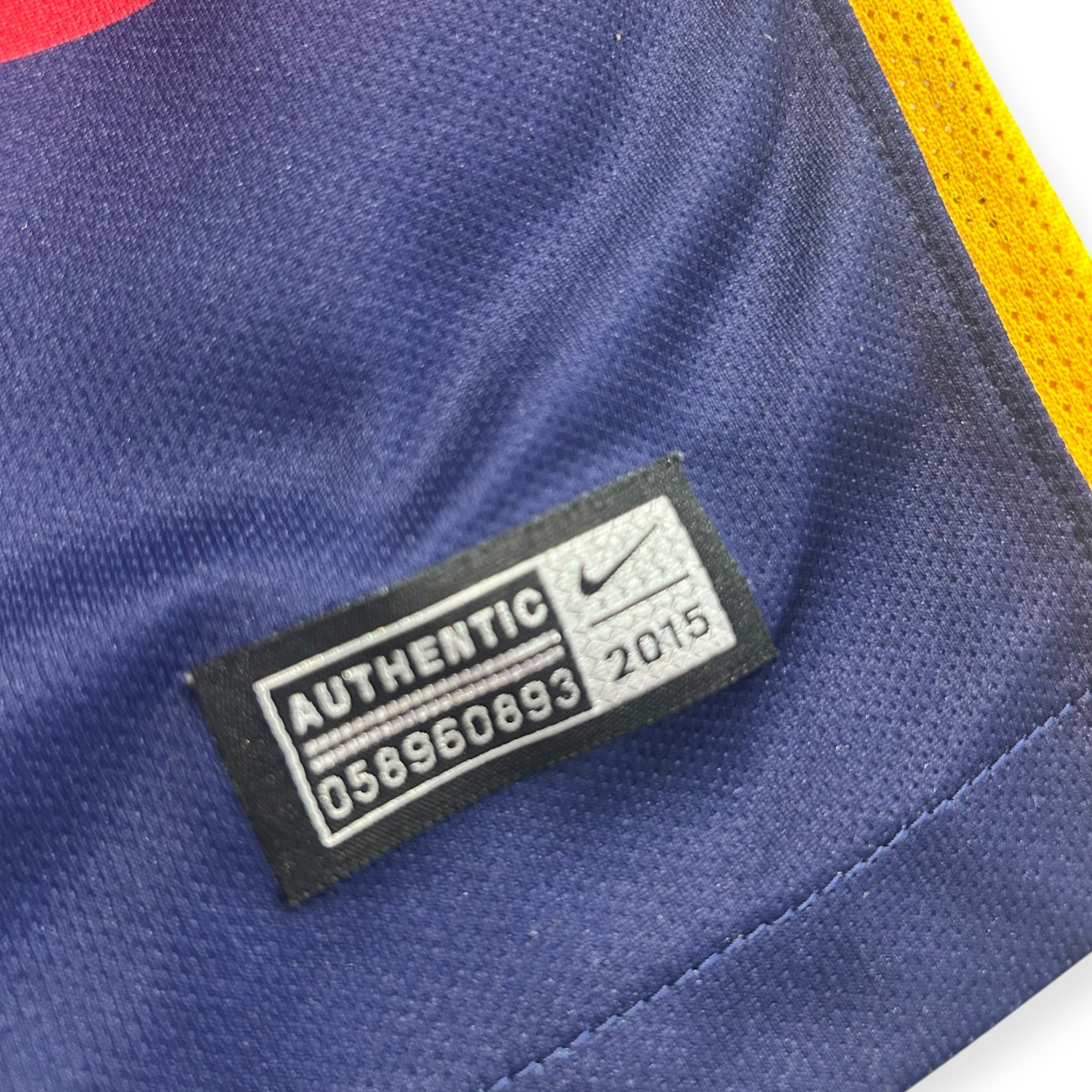 FC Barcelona 2015/16 Home - Neymar 11 (Medium) - KITLAUNCH