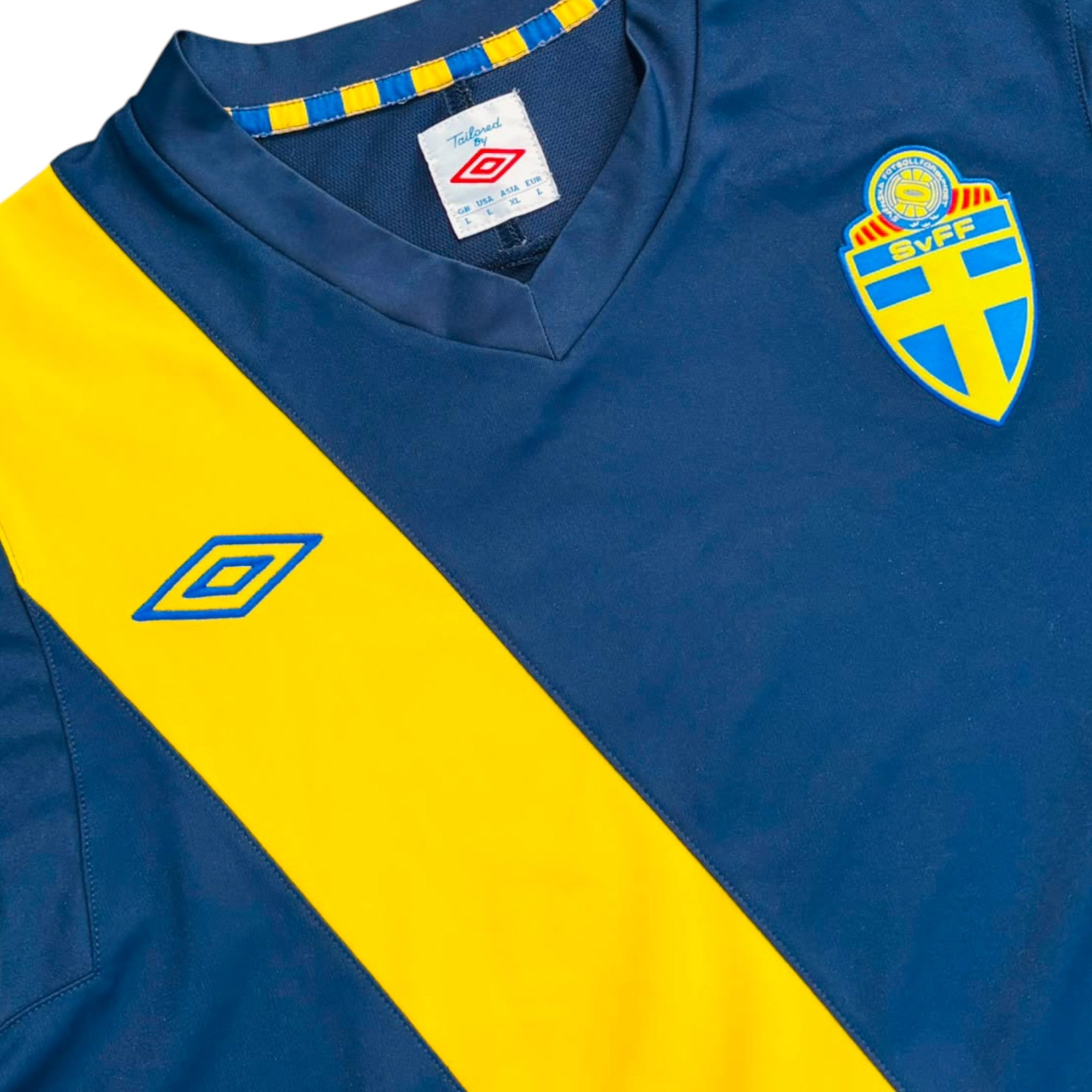 Sweden 2012 Away (Large)