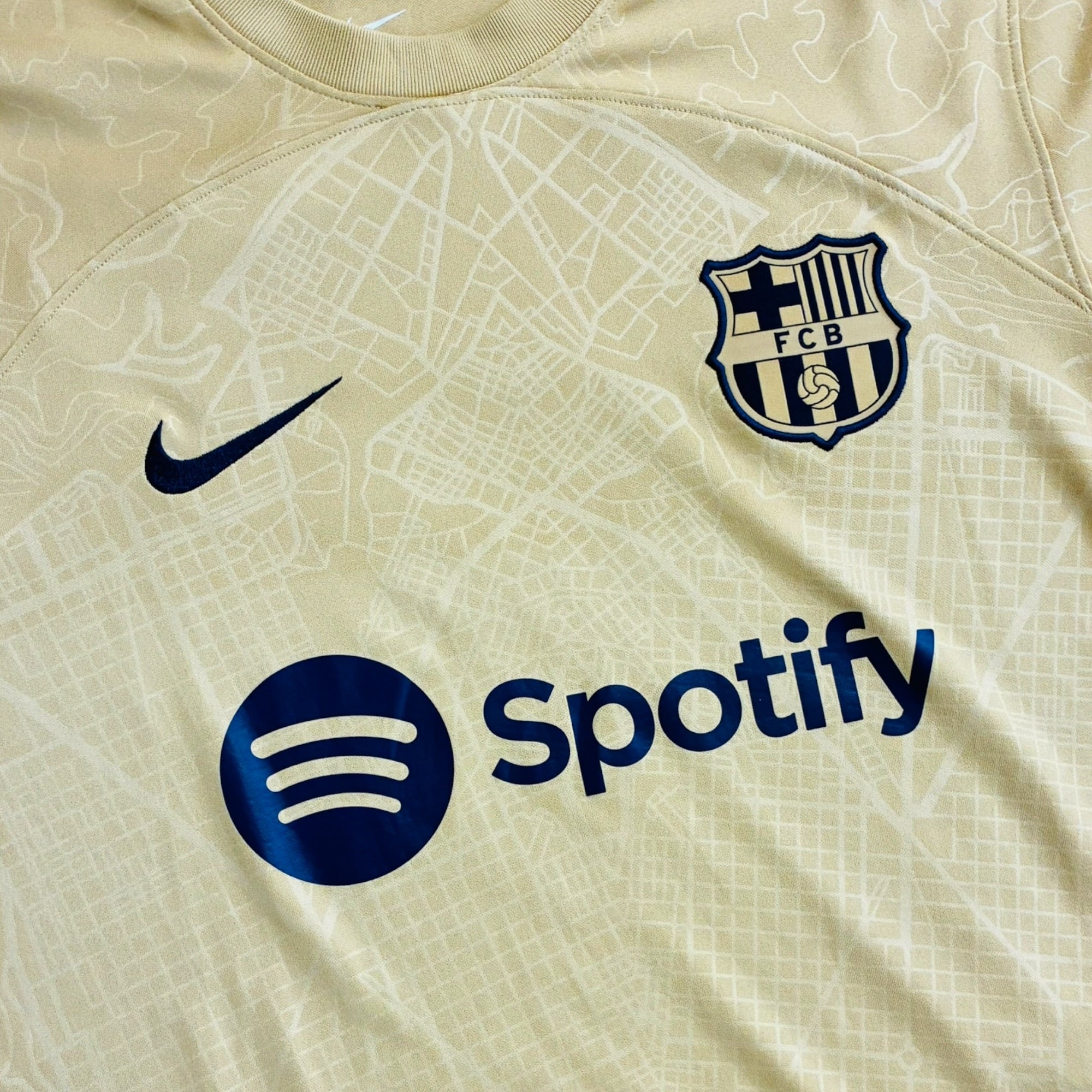FC Barcelona 2022/23 Away - Sergio 5 (Large)