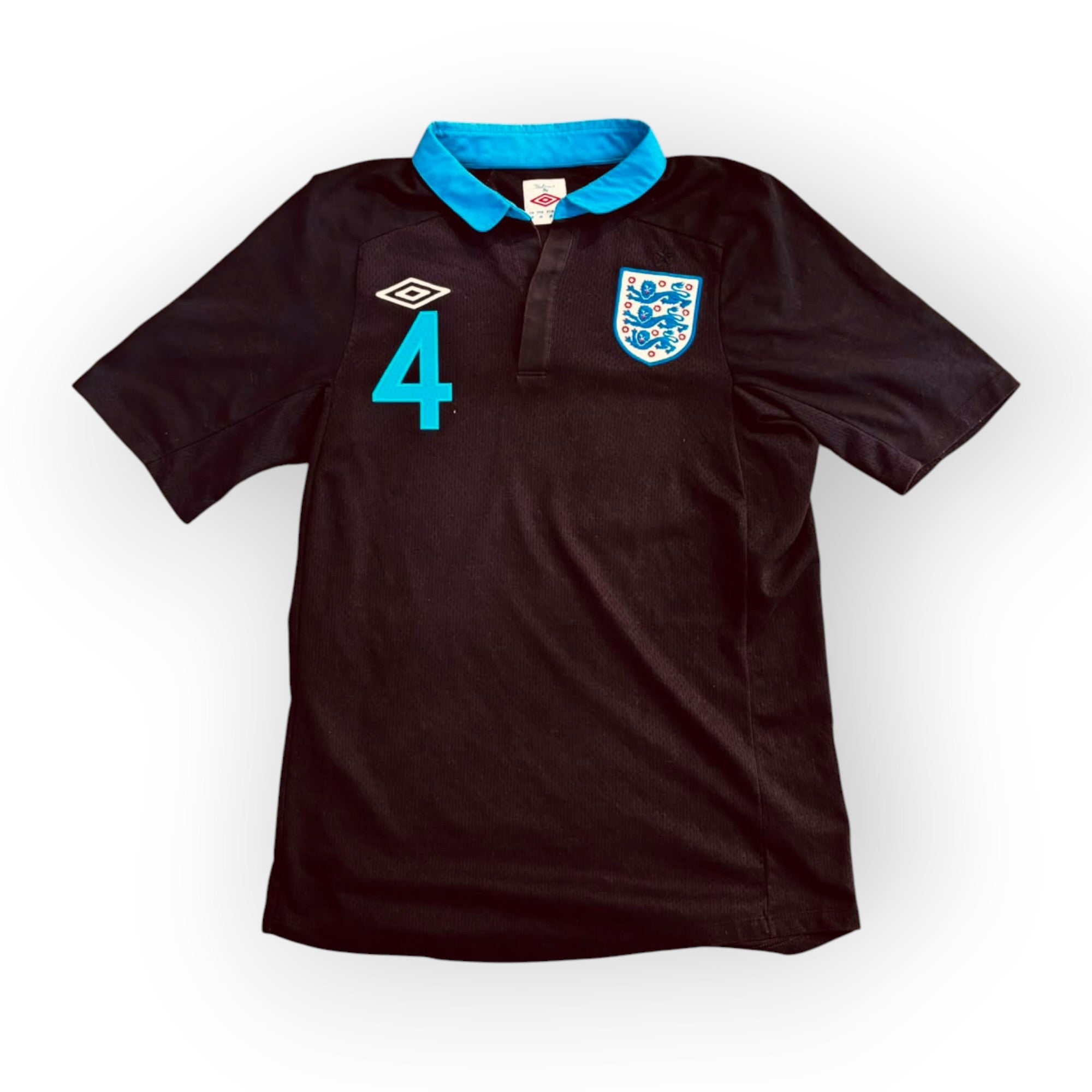 England 2012 Away - Gerrard 4 (Small)