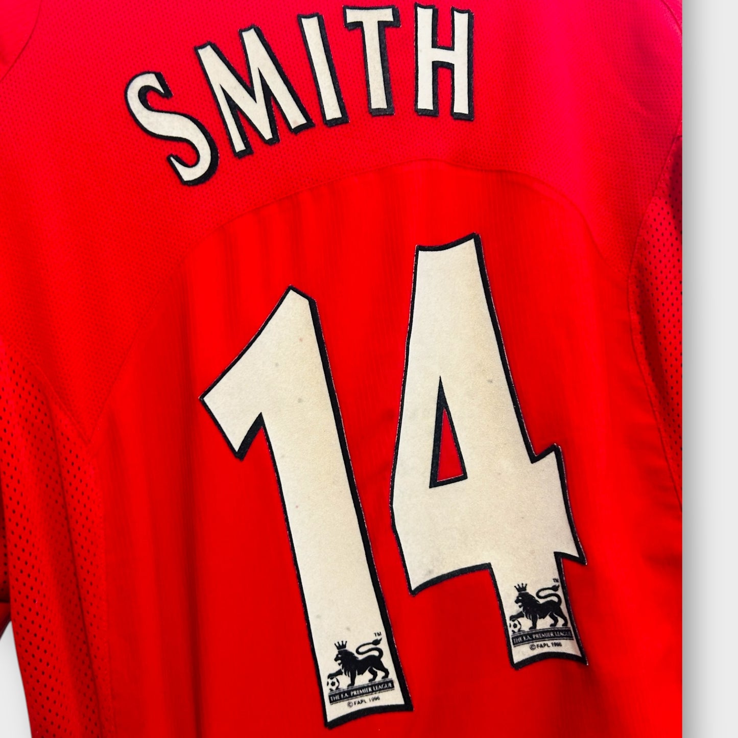 Manchester United 2004/06 Home - Smith 14 (Medium)