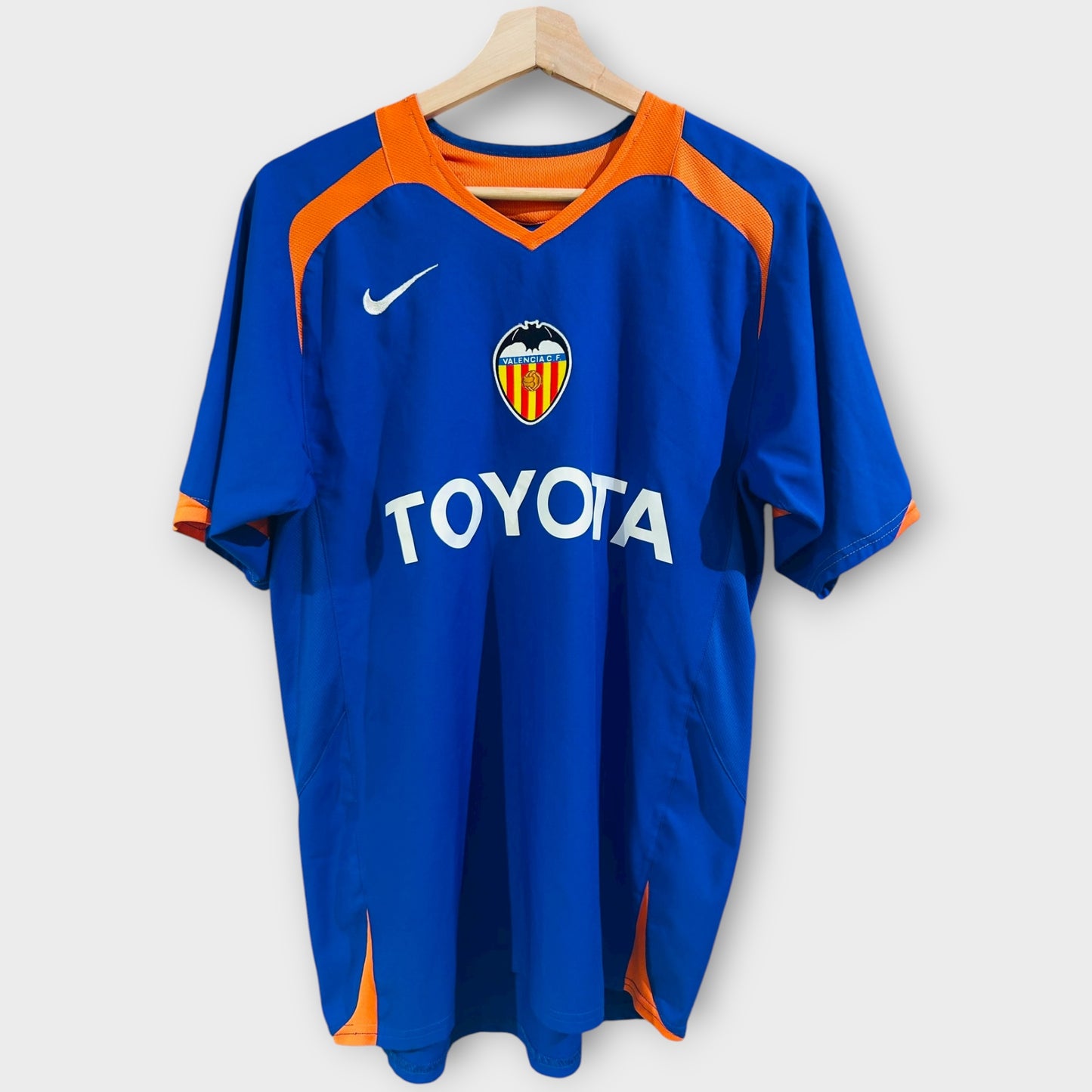Valencia CF 2005/06 Away - David Villa 7 (Small)