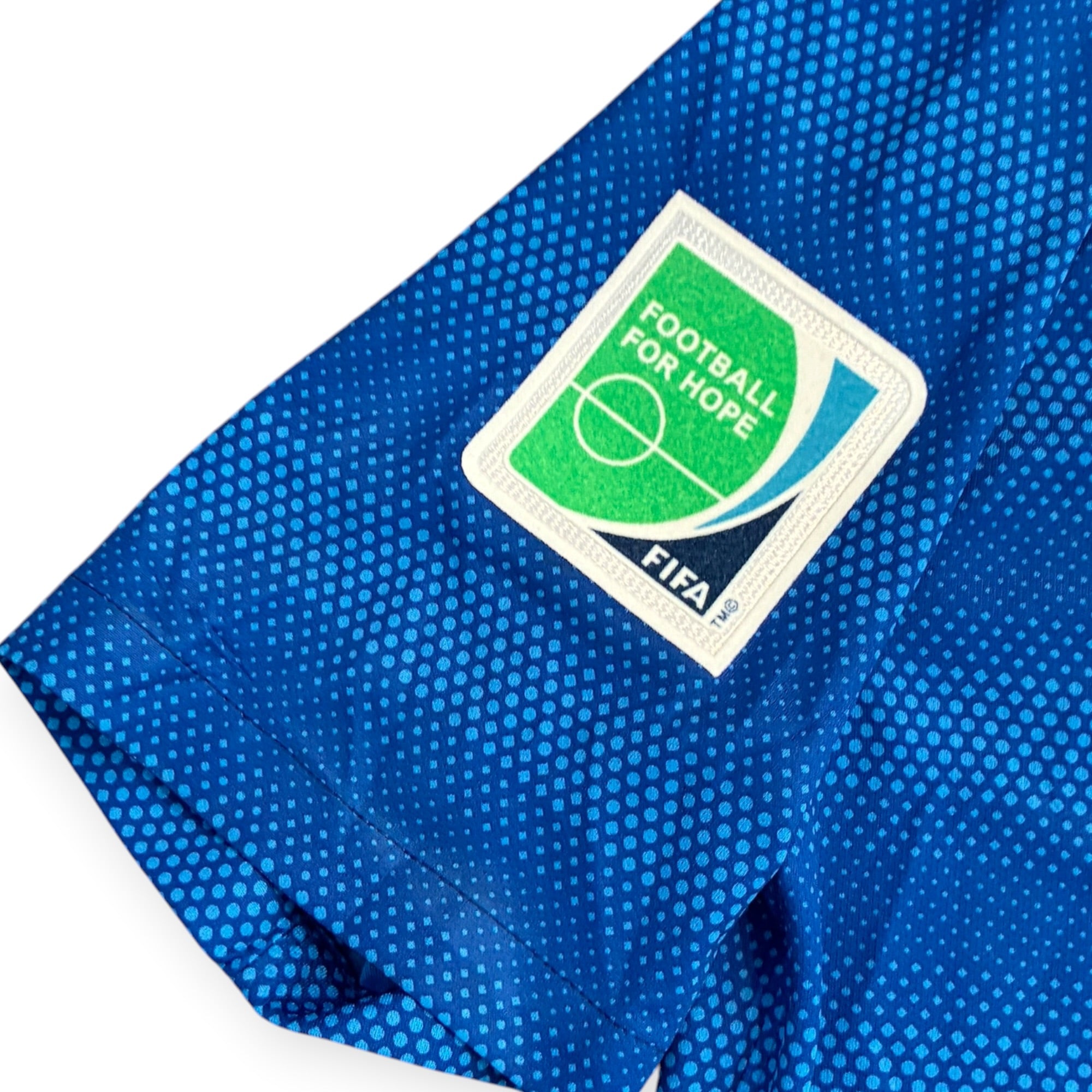 Brazil 2014 Away - Neymar 10 (Small)