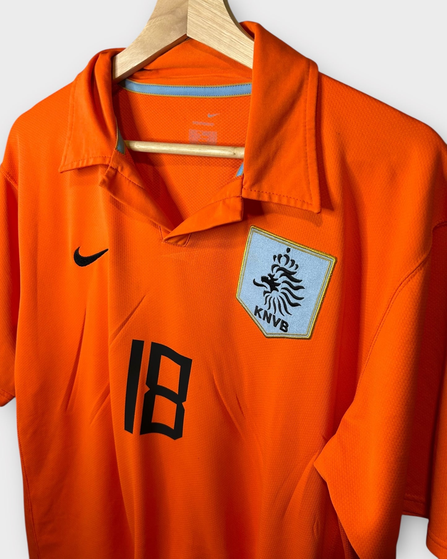 Netherlands 2006 Home - Van Bommel 18 (L)