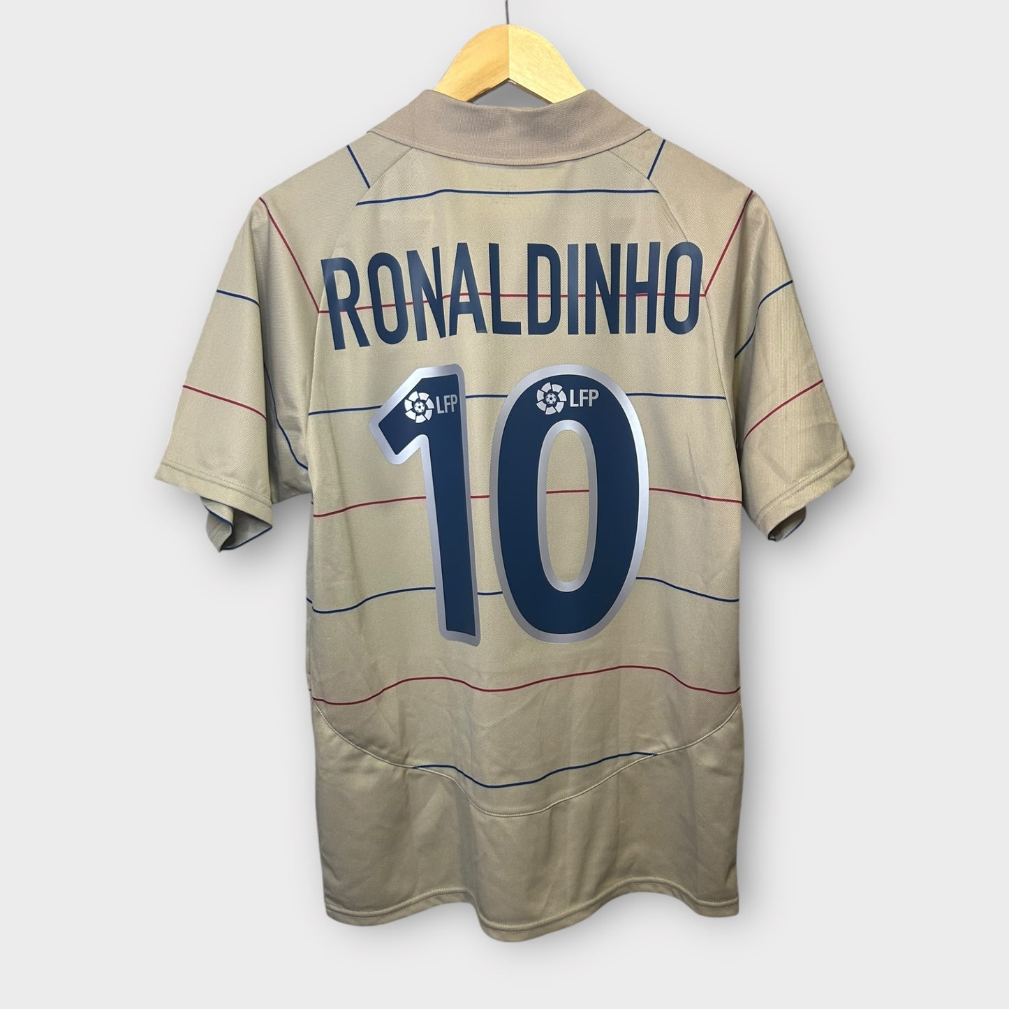FC Barcelona 2003/04 Away - Ronaldinho 10