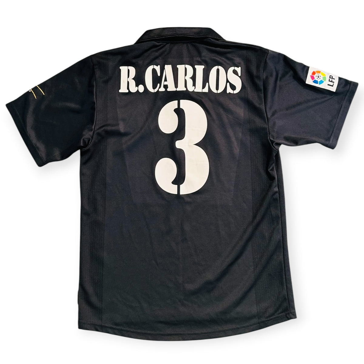 Real Madrid 2002/03 Away - R. Carlos 3 (Small) - KITLAUNCH