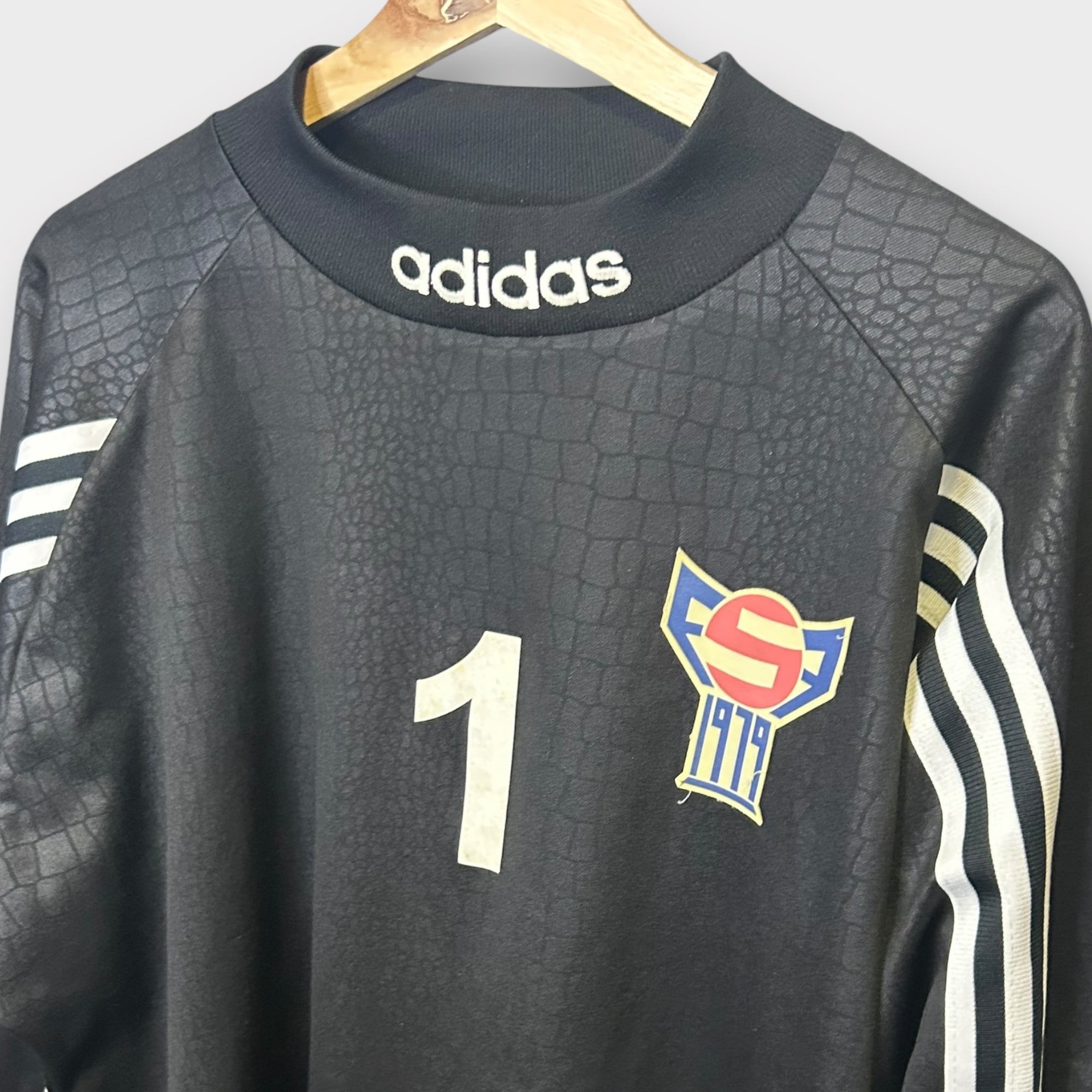Faroe Islands 1998 GK Player Issue Shirt (XL) - KITLAUNCH