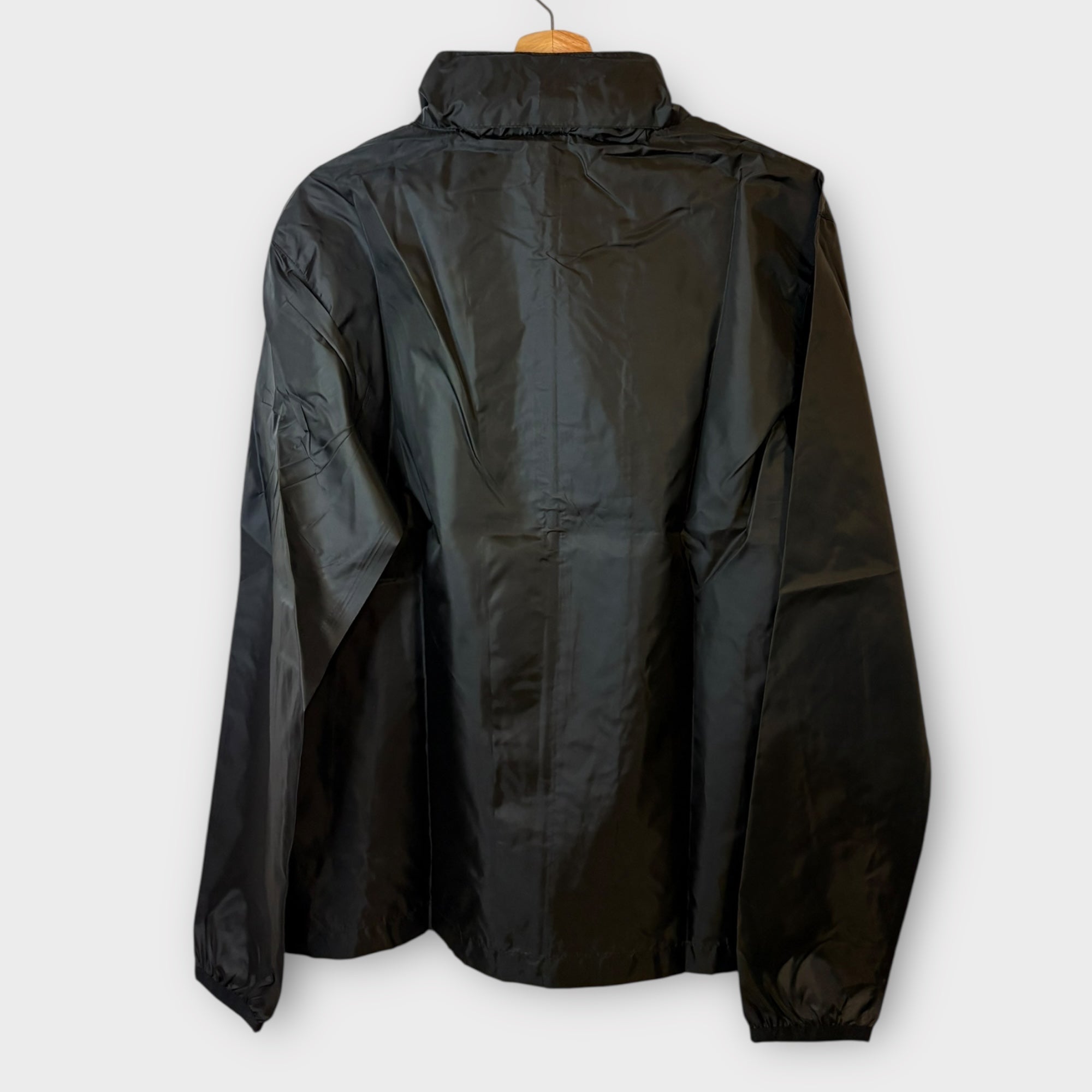 UE Olot Umbro Drill Top with Rain Hood *Brand New* - KITLAUNCH