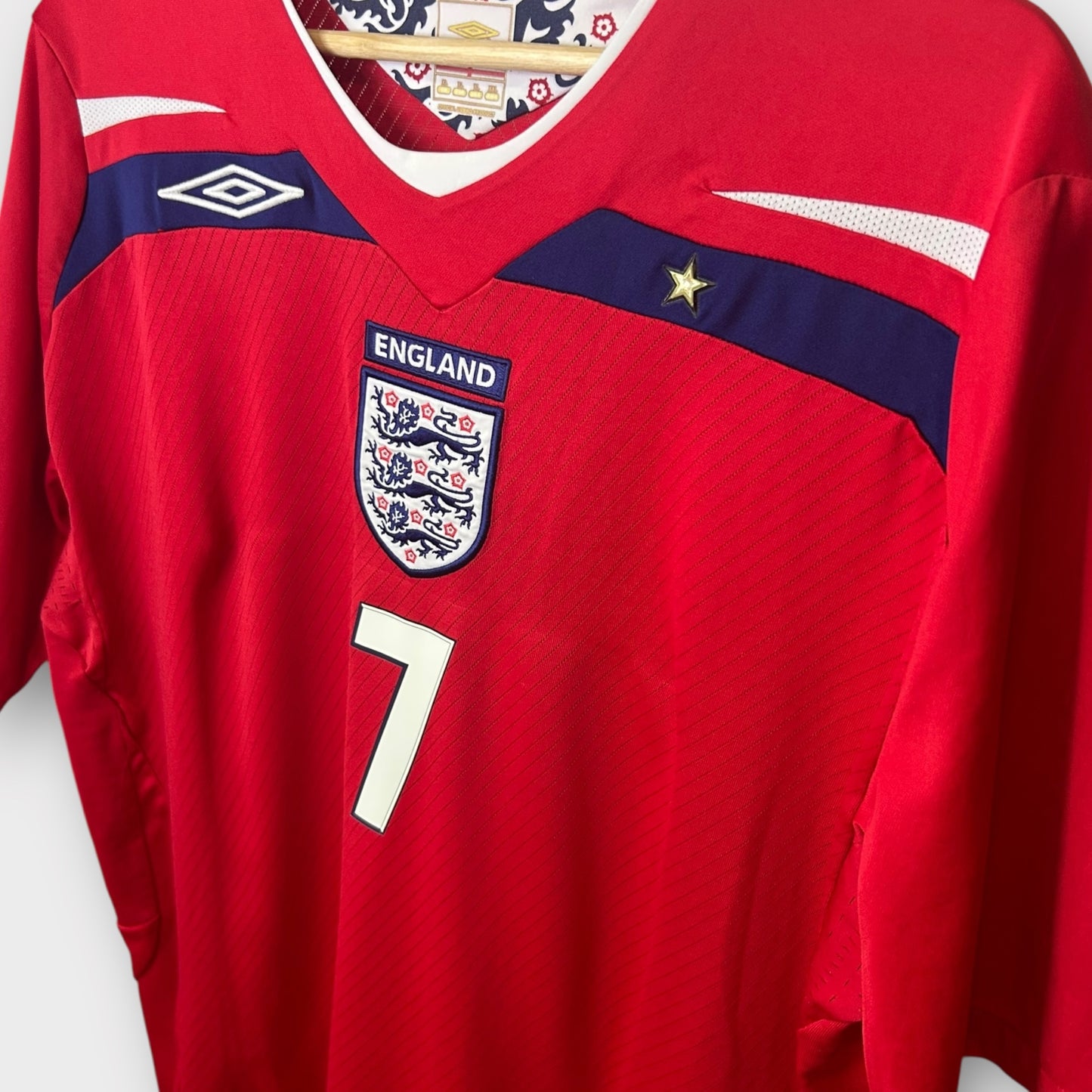 England 2008 Away - Beckham 7