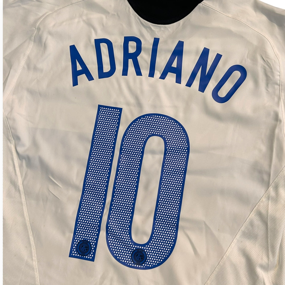 Inter Milan 2005/06 Away - Adriano 10 (Medium) - KITLAUNCH
