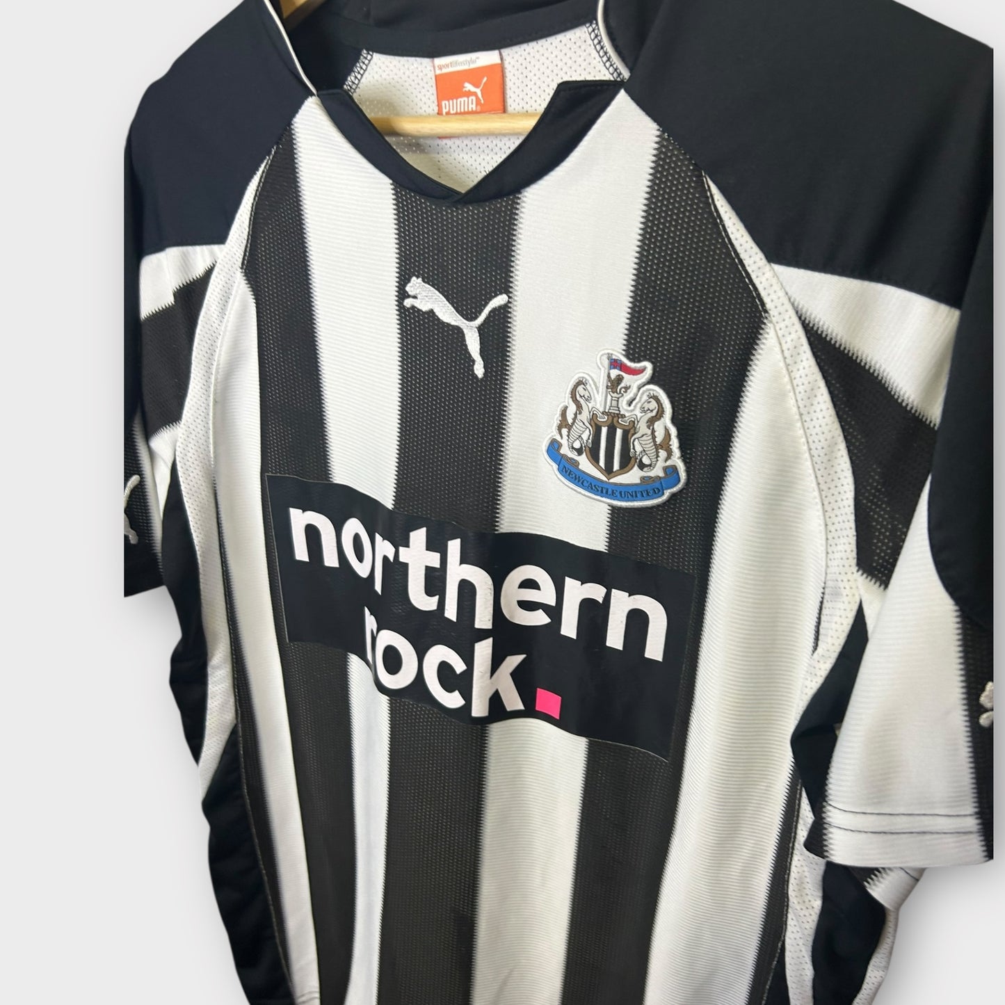 Newcastle 2010/11 Home - Gutierrez 18