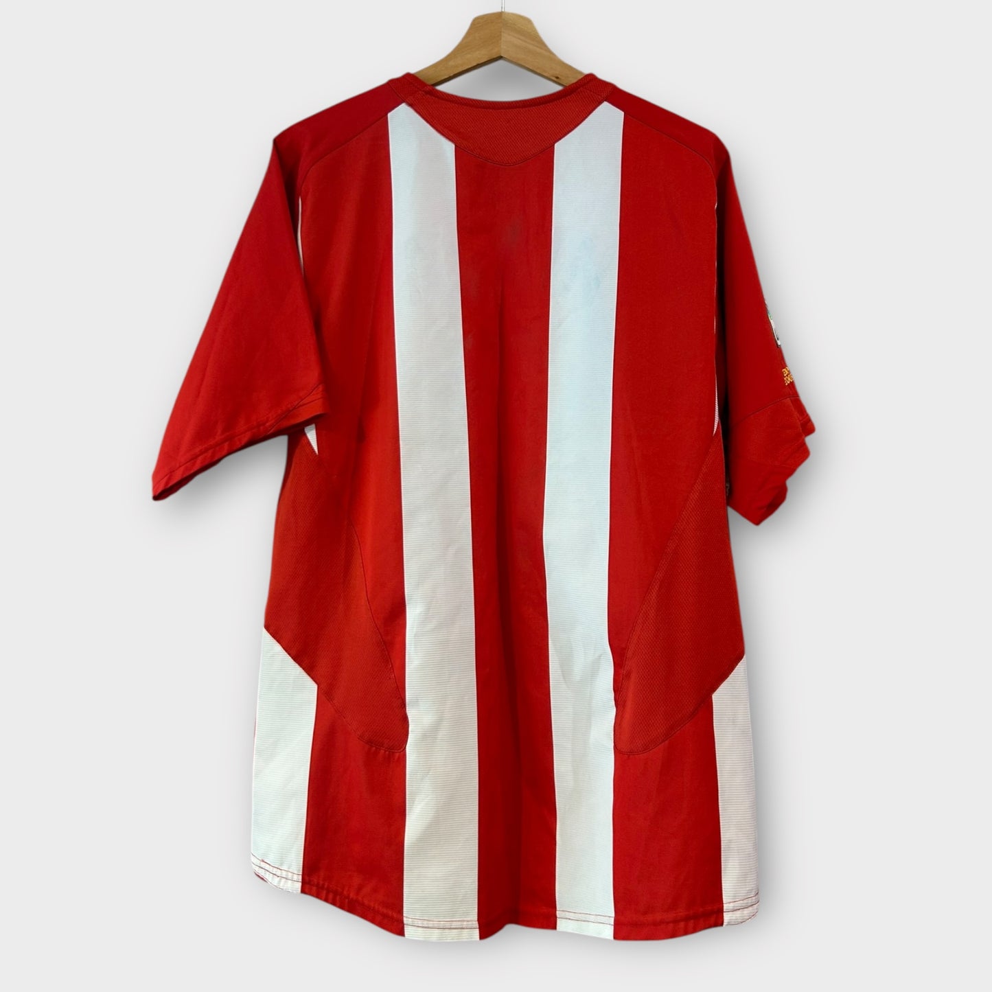 Atlético de Madrid 2005/06 Home (Medium)