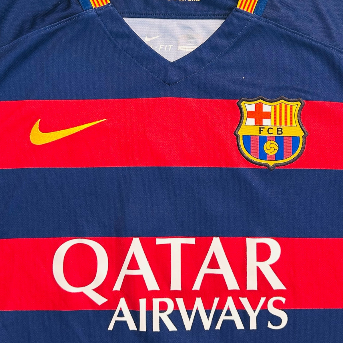 FC Barcelona 2015/16 Home - Suárez 9 (Medium)