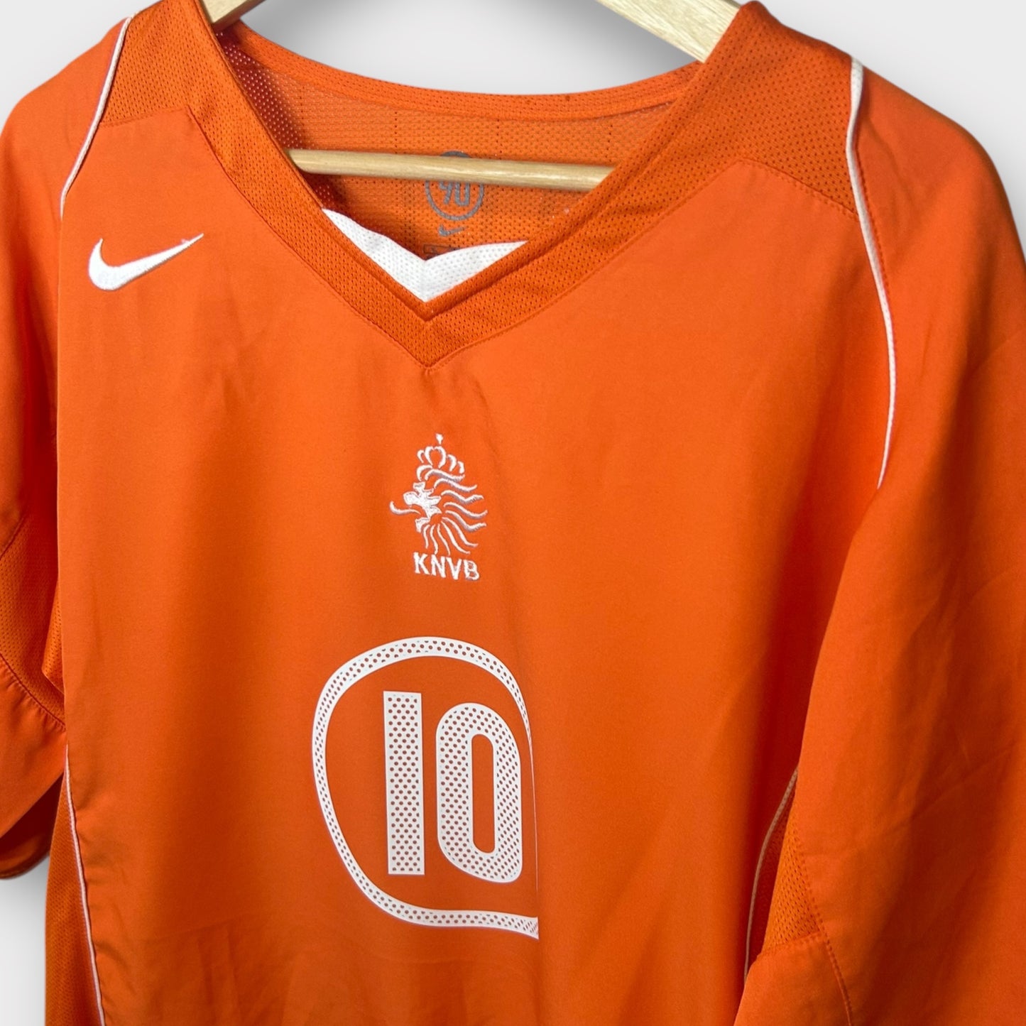 Netherlands 2004 Home - Van Nistelrooy 10