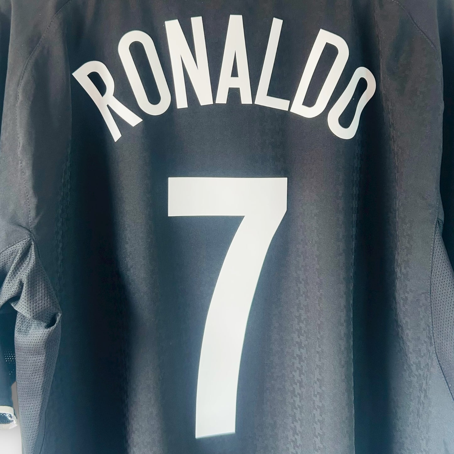 Manchester United 2003/04 Away - Ronaldo 7 (XL)
