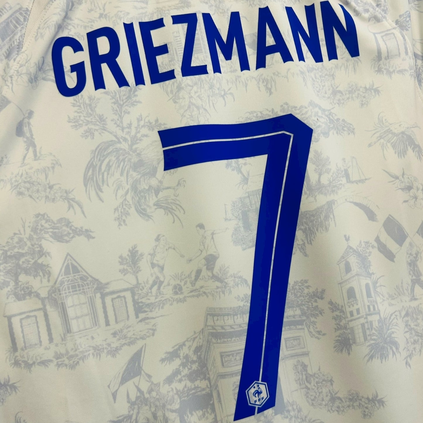 France 2022 Away - Griezmann 7 (Large)
