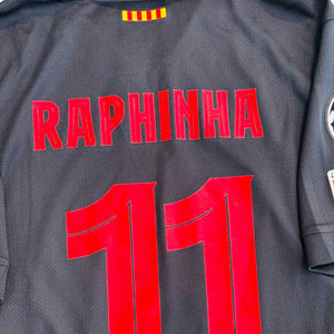 FC Barcelona 2024/25 Away - Raphinha 11 (Small)