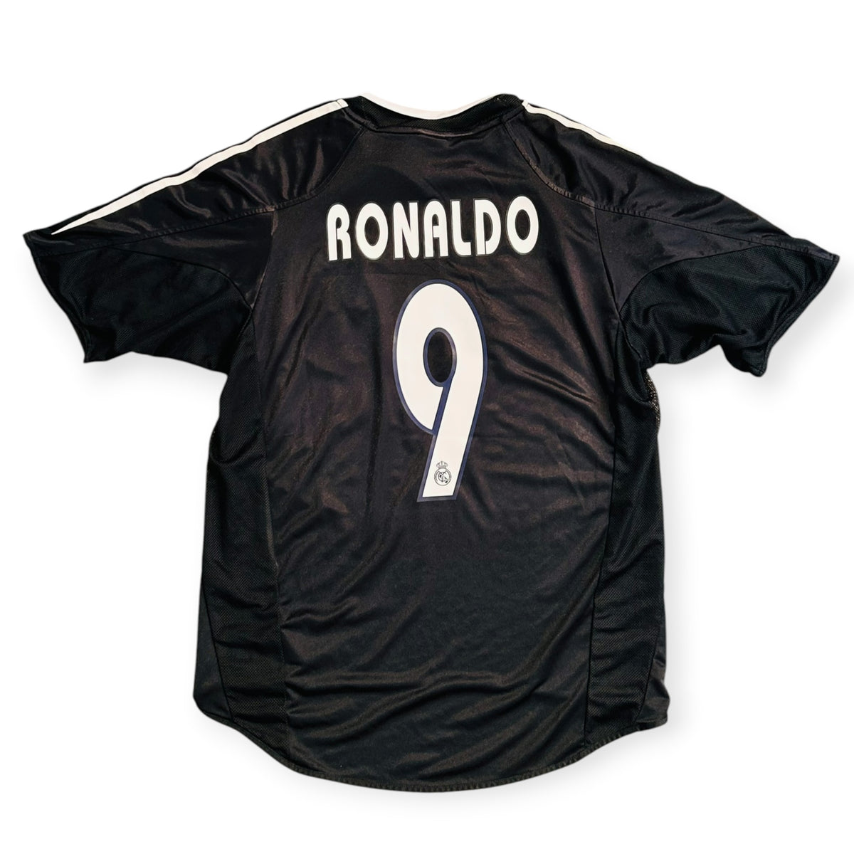 Real Madrid 2004/05 Away - Ronaldo 9 (Medium) - KITLAUNCH