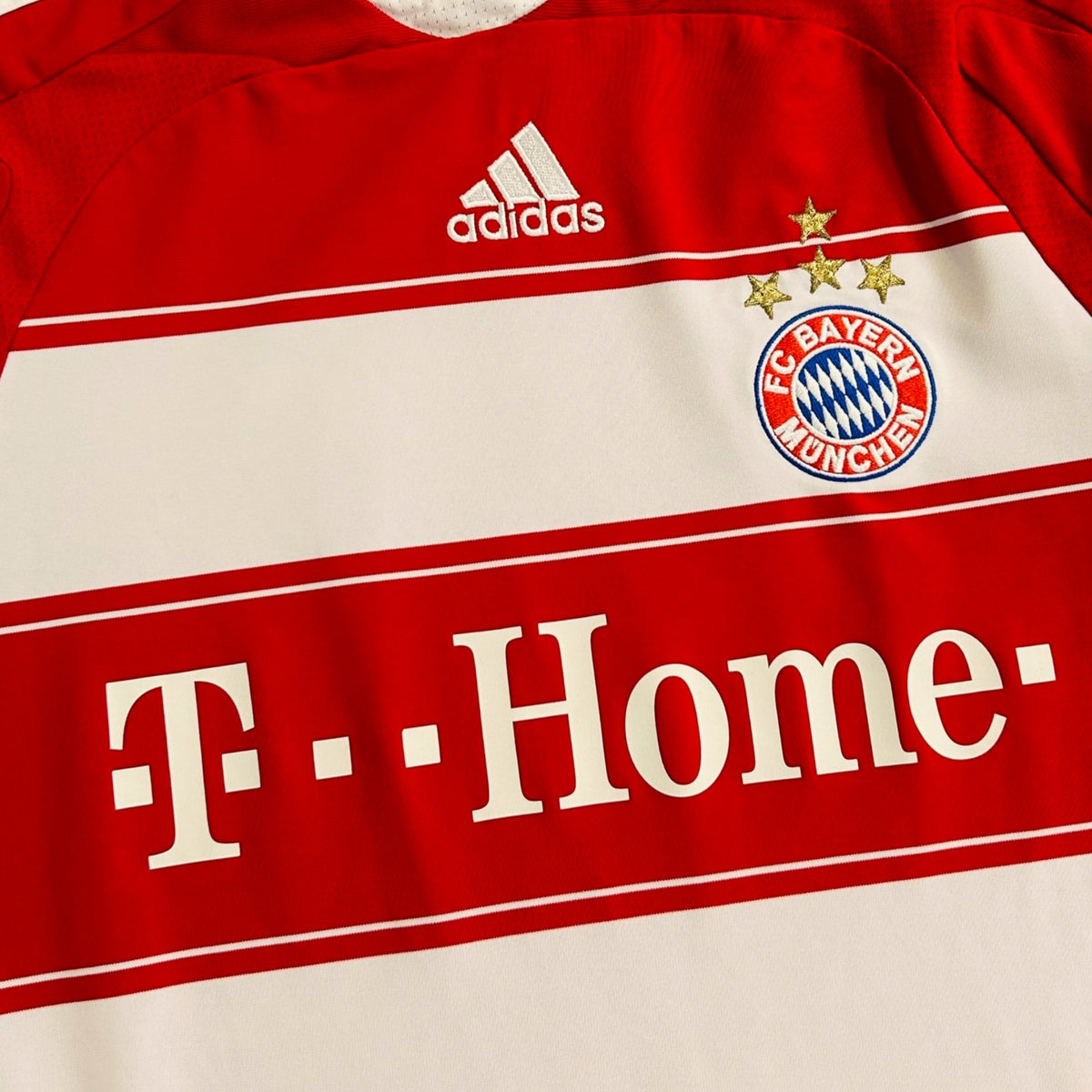 Bayern 2007/09 Home - Podolski 11 (Medium) - KITLAUNCH