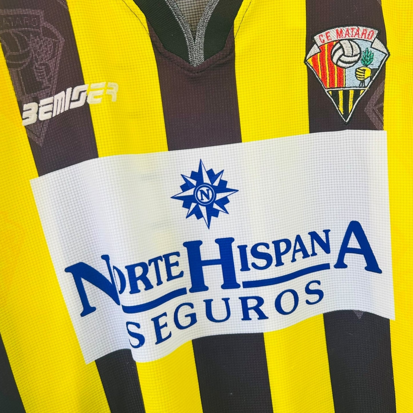 CE Mataró 90s Home Match Issue - #16 (XL)