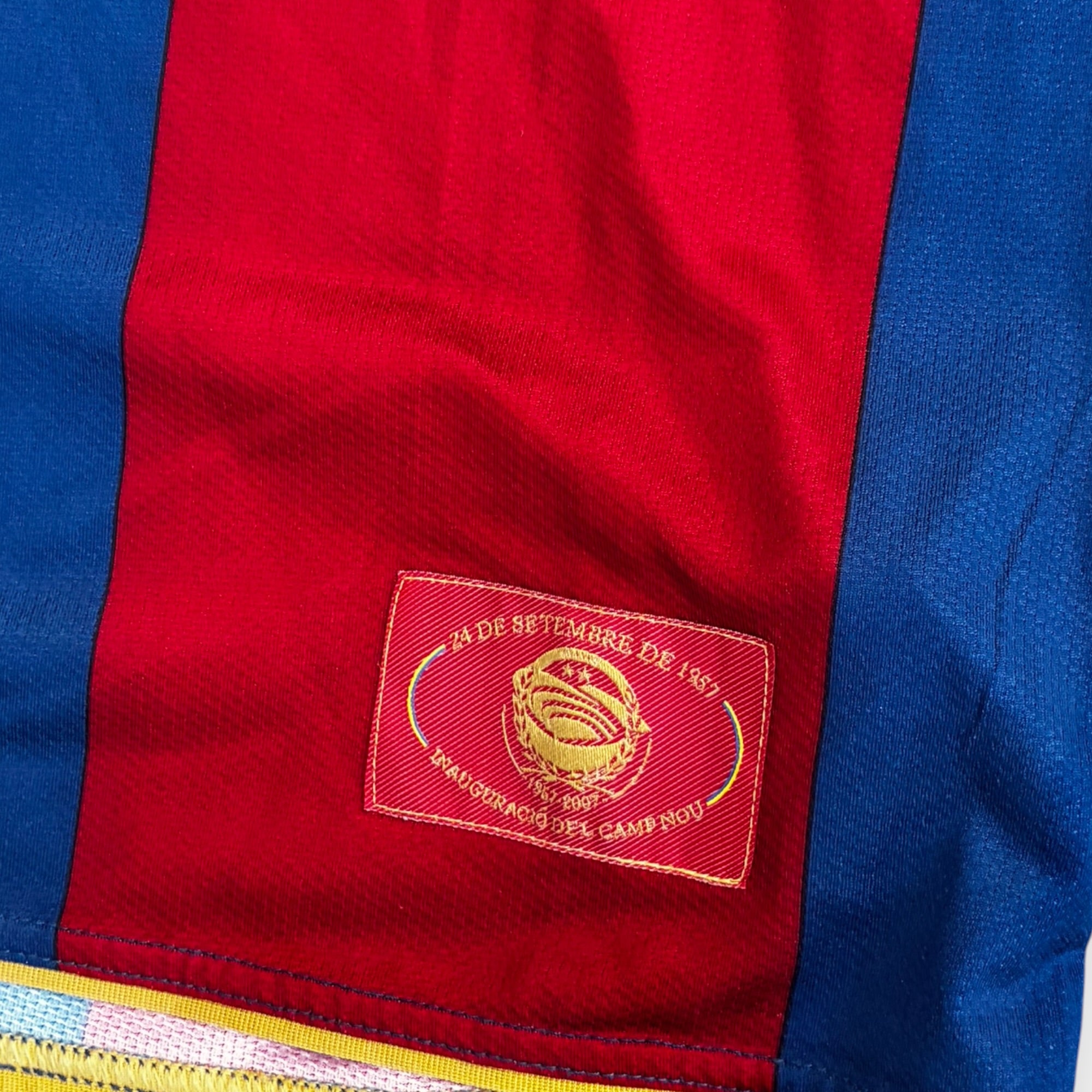FC Barcelona 2007/08 Home - Messi 19 (Small)