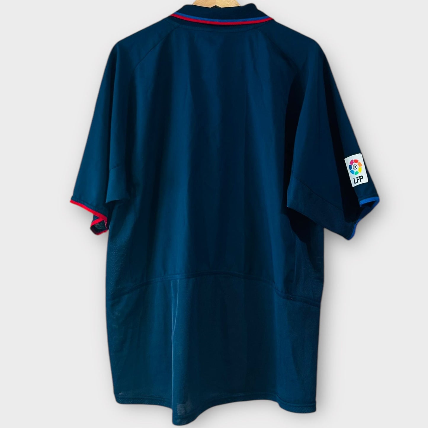 FC Barcelona 2002/03 Away (Large)
