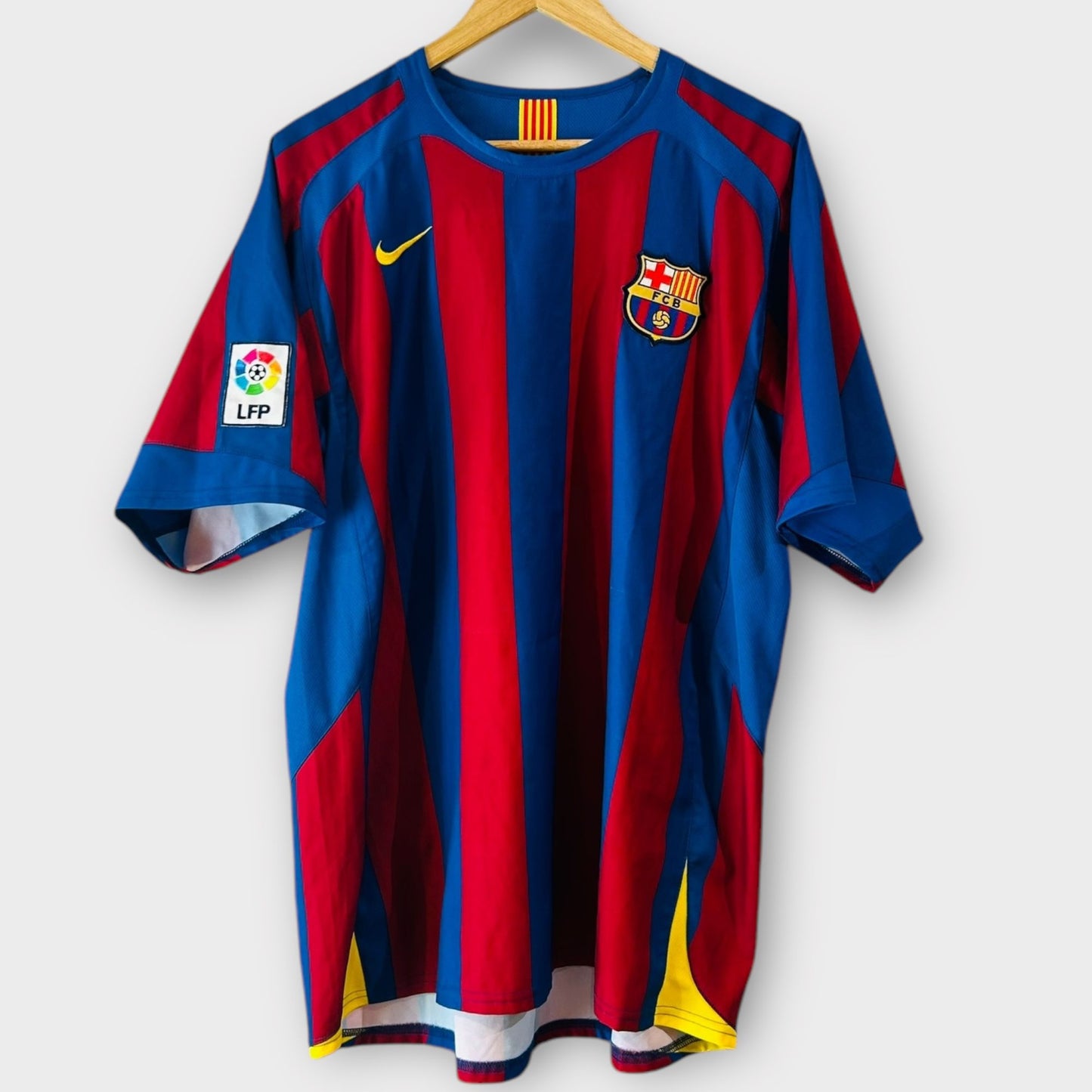 FC Barcelona 2005/06 Home - Larsson 7 (Large)