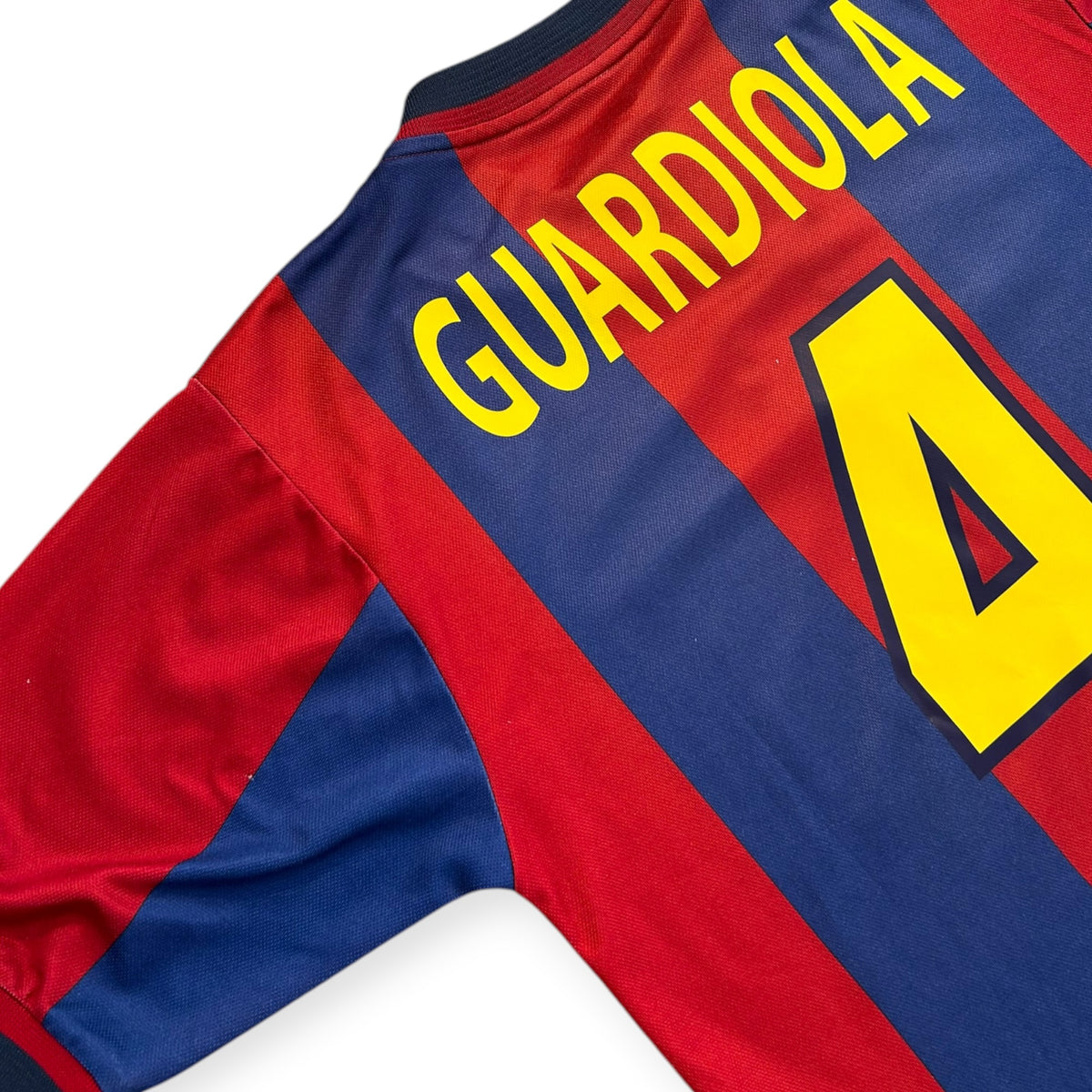 FC Barcelona 1998/99 Home - Guardiola 4 (Small)