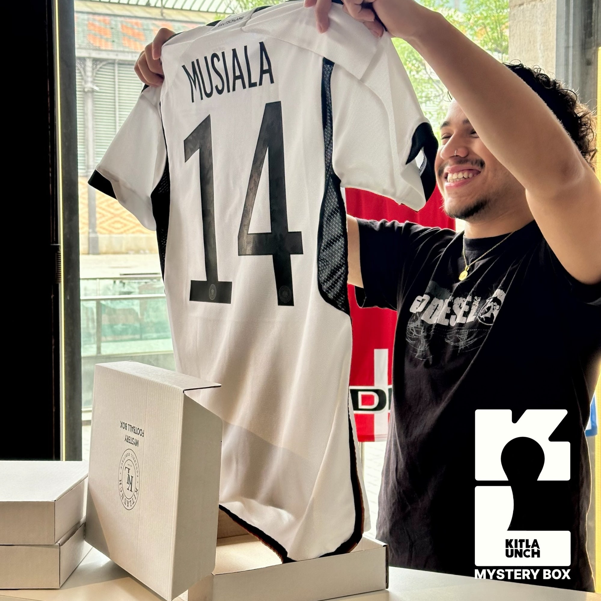 Icon WORLD CUP Mystery Football Shirt Box - KITLAUNCH