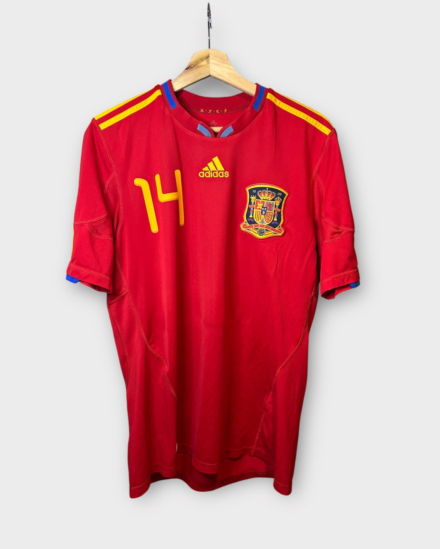 Spain 2010 Home - Alonso 14 (M)