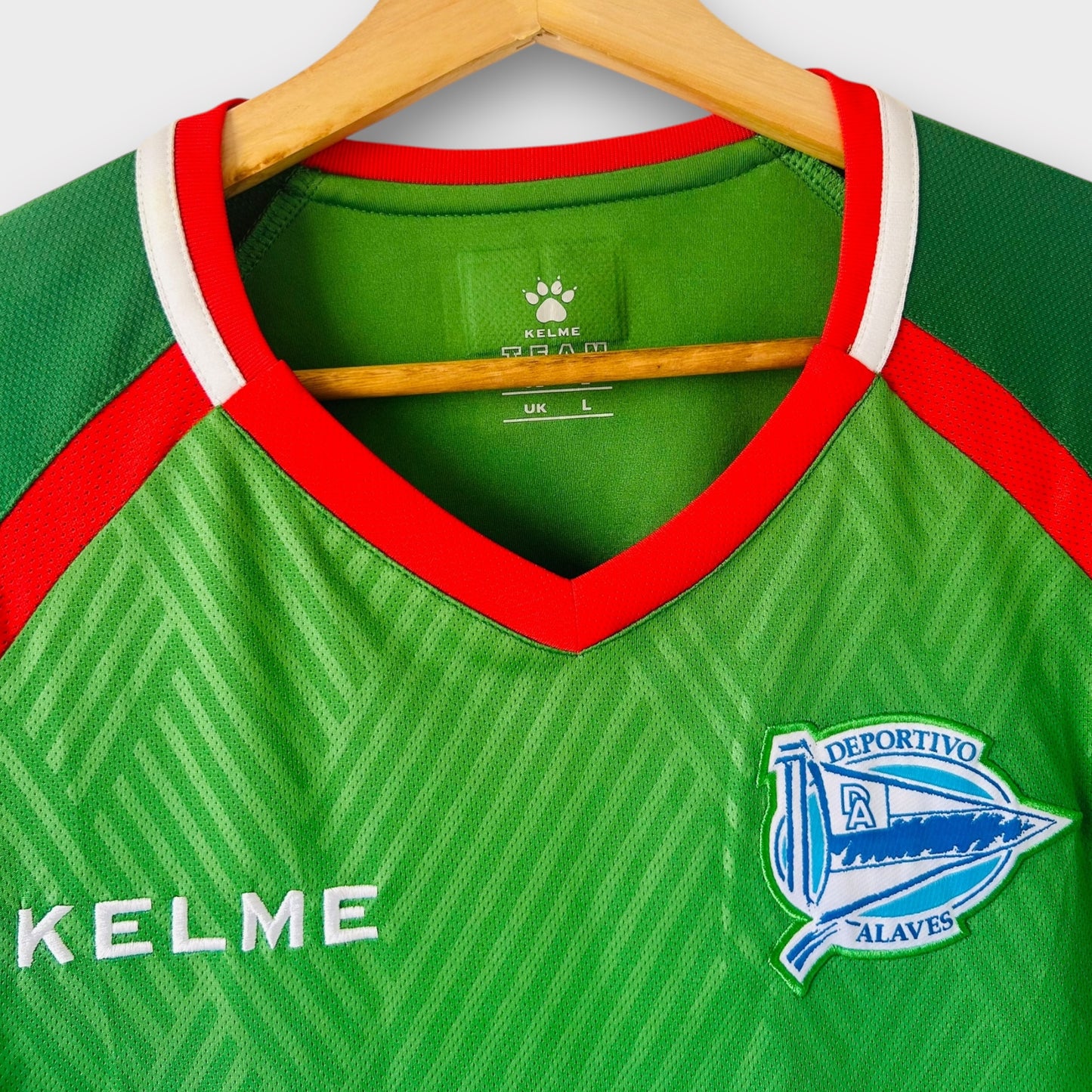 Alaves 2018/19 Away (Large)