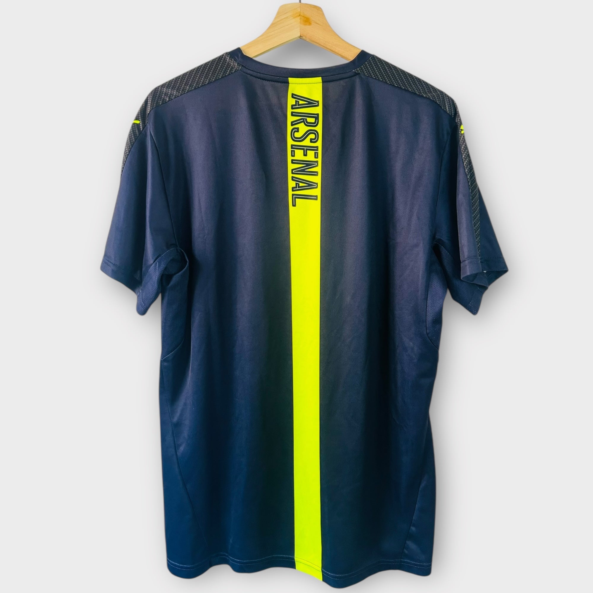 Arsenal 2016/17 Pre-match (Large) - KITLAUNCH