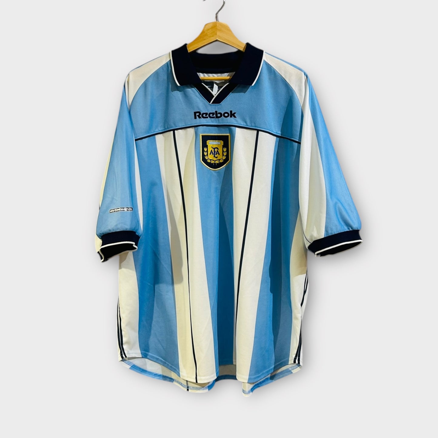 Argentina 2000 Home - Maradona 10 (XL)