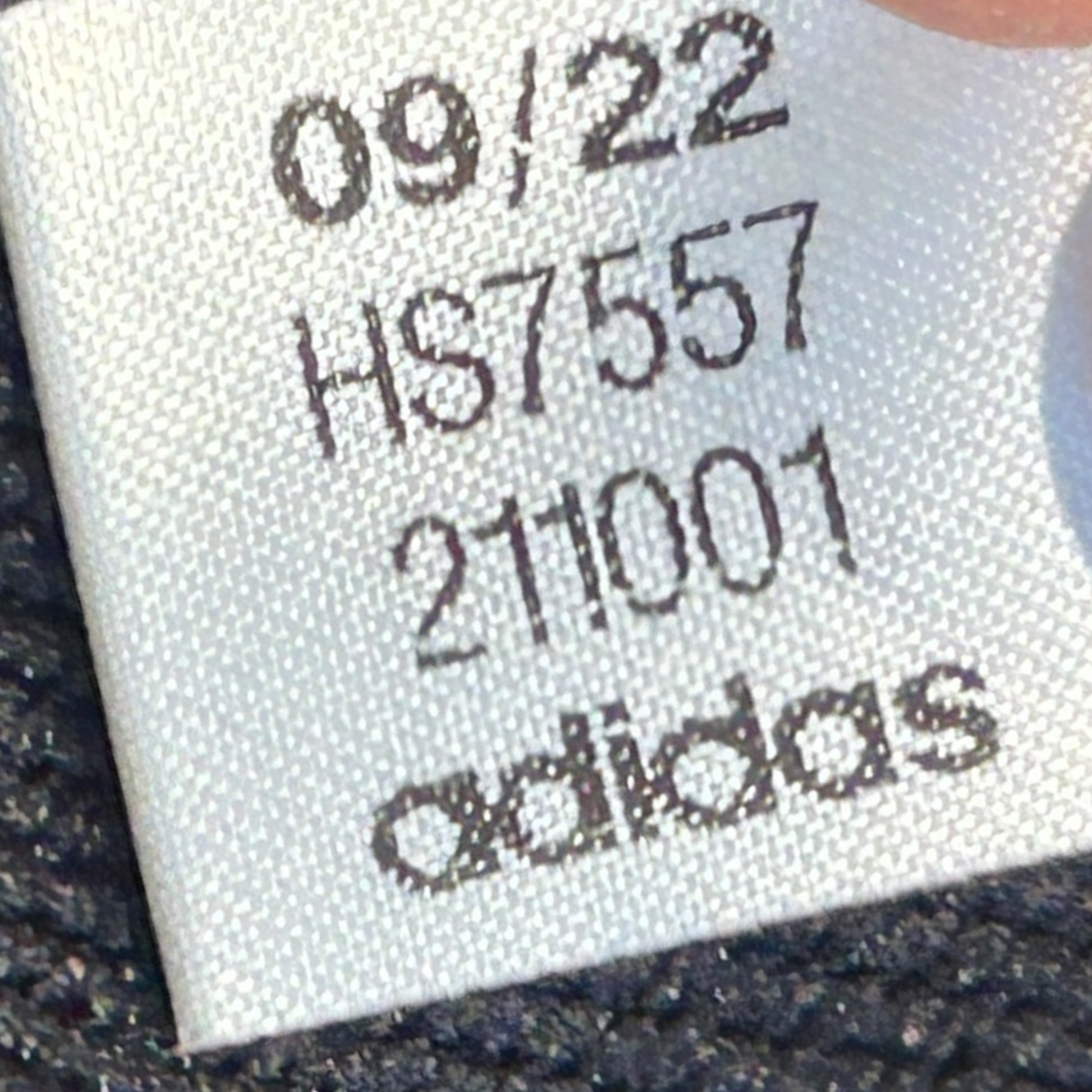 Juventus Adidas Training Top (Medium) - KITLAUNCH