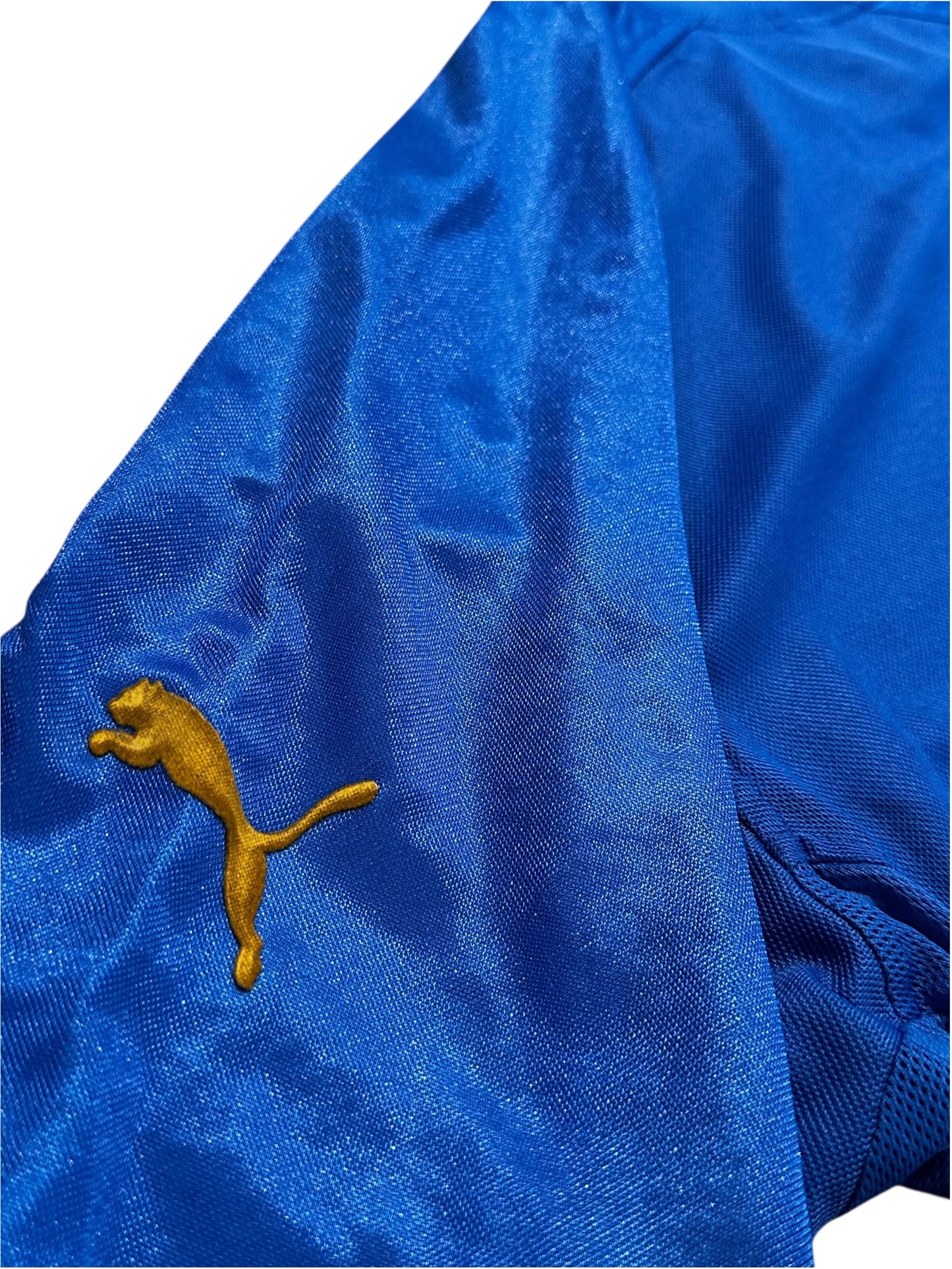 Italy 2004 Home (Large)