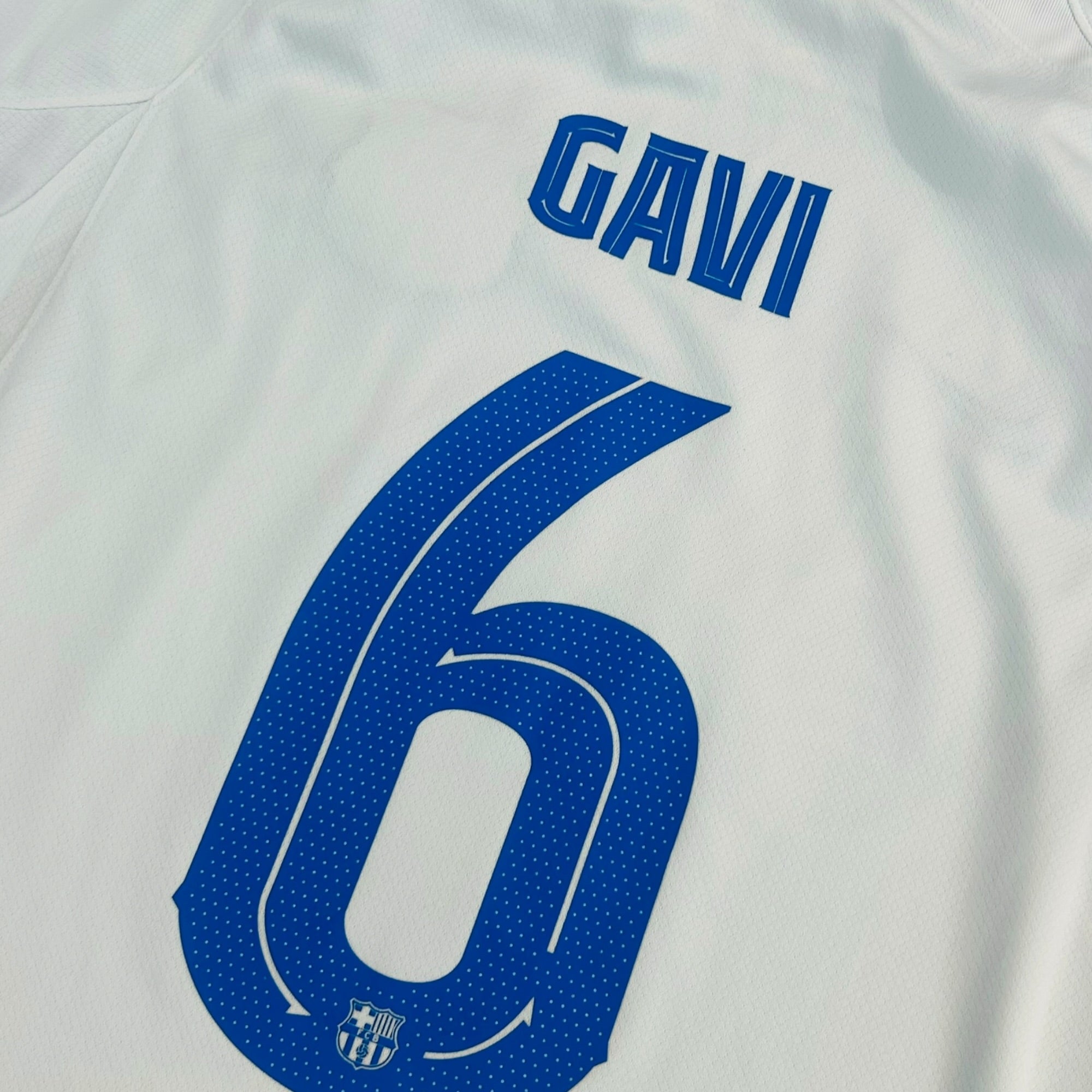 Barça 2023/24 Away - Gavi 6 (Medium) - KITLAUNCH