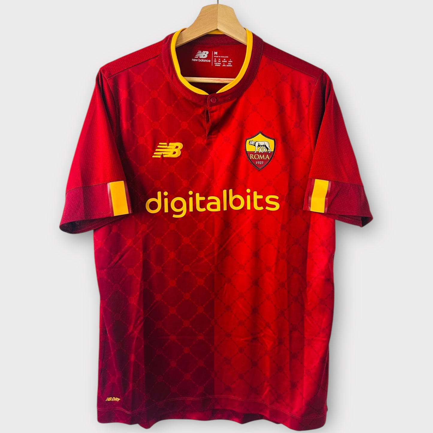 AS Roma 2022/23 Home (Medium)