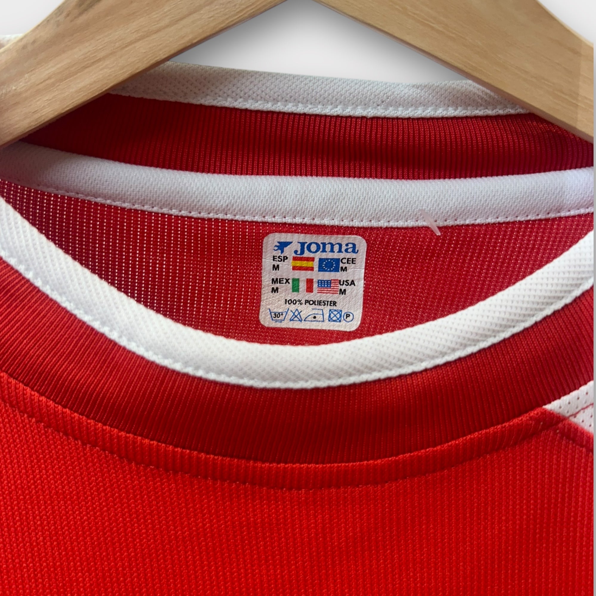 Sevilla 2004/05 Away - D. Capel 33 Match Issue (Medium) - KITLAUNCH
