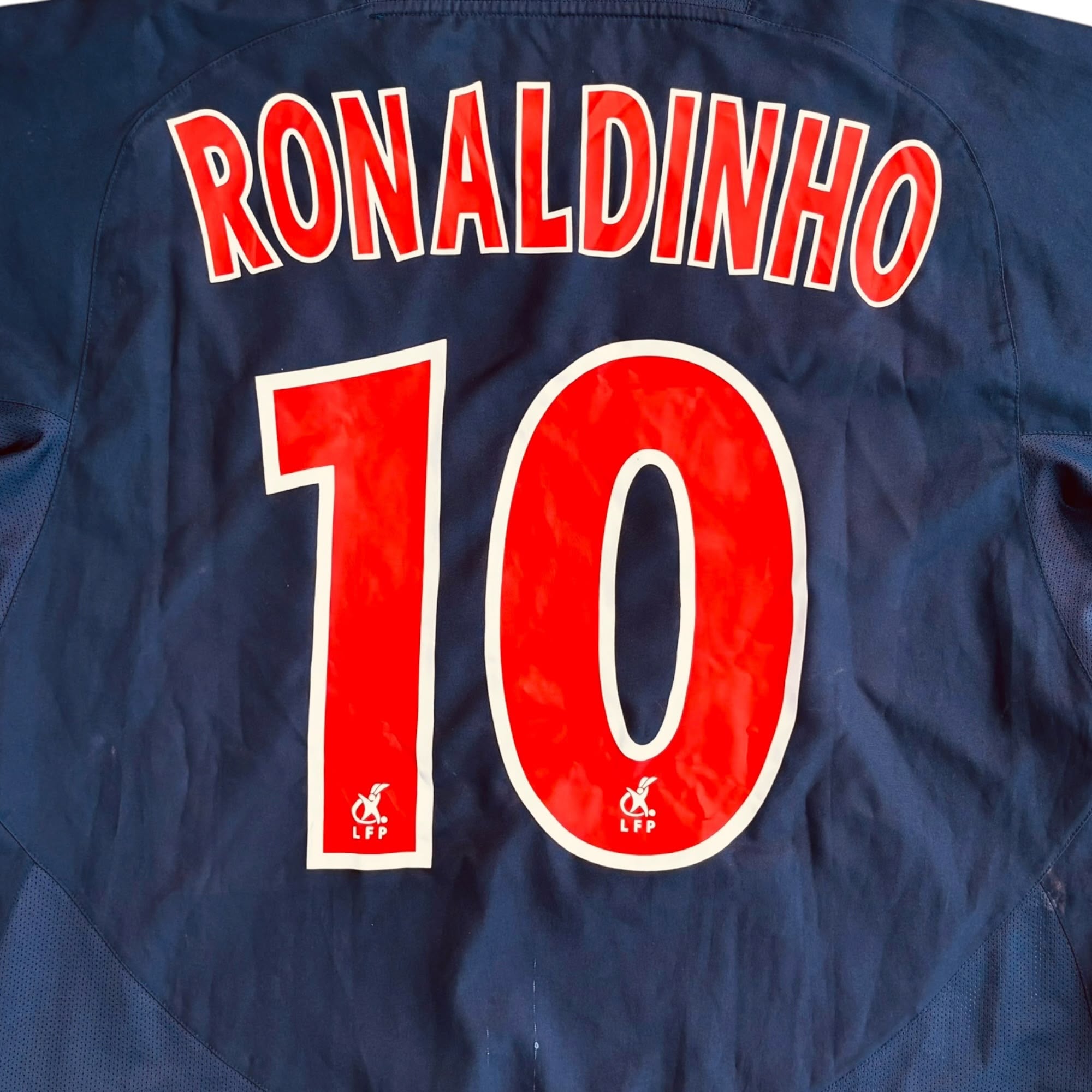PSG 2003/04 Home - Ronaldinho 10 (Large)