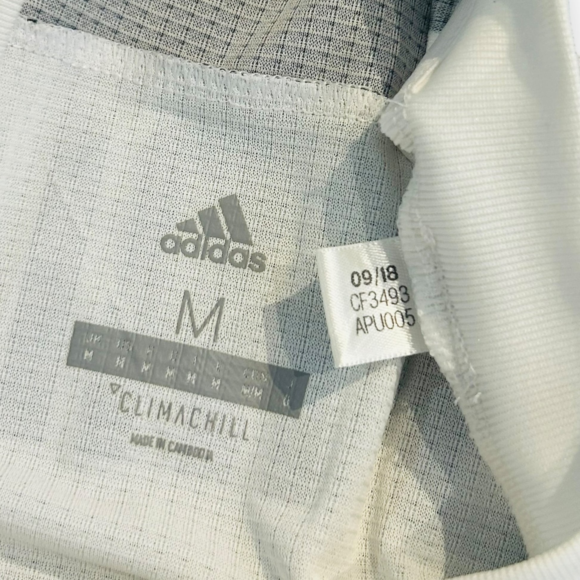 Juventus FC 2018/19 Home Player Version - Ronaldo 7 (Medium) - KITLAUNCH