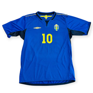 Sweden 2004/06 Away - Ibrahimovic 10 (Large) - KITLAUNCH