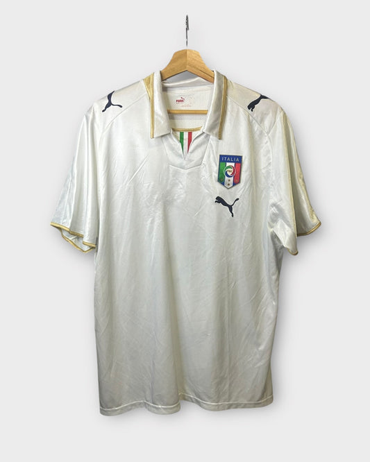 Italy 2008 Away (Large)