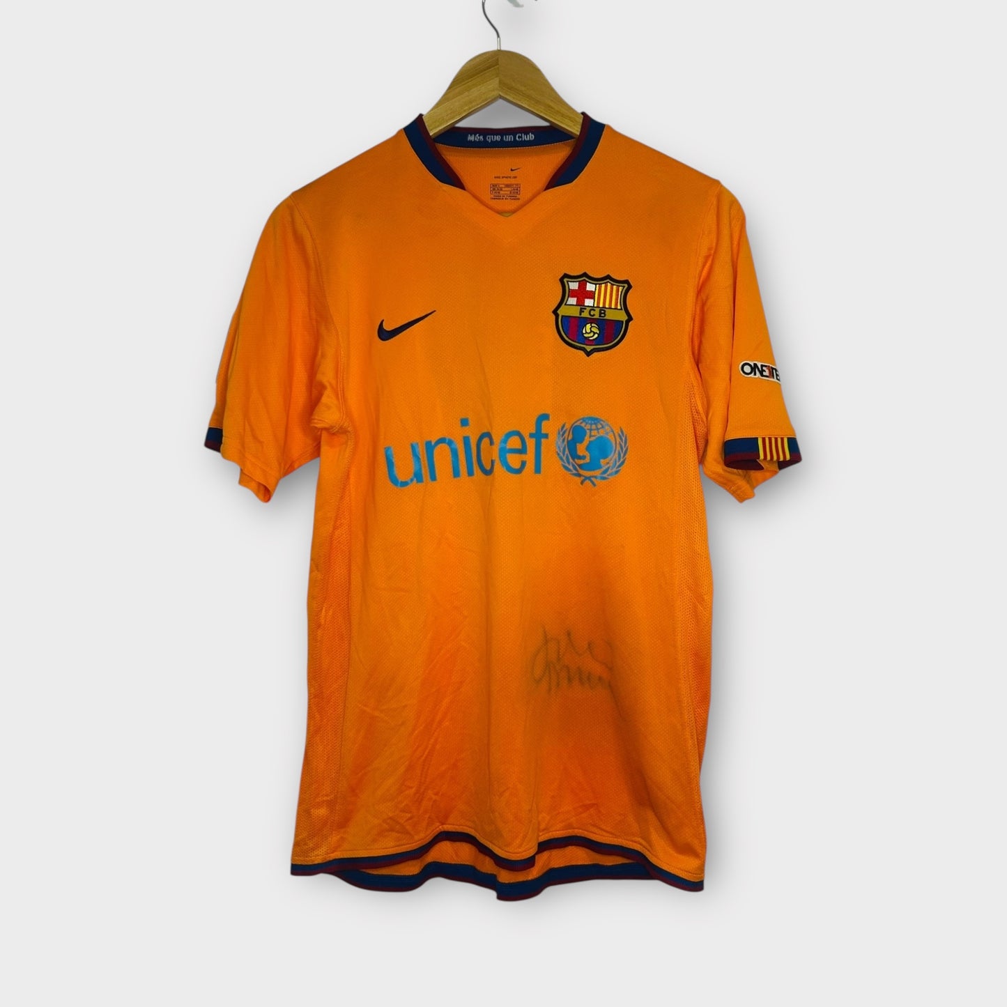 FC Barcelona 2007/08 3rd Fundació + Signed (Small)