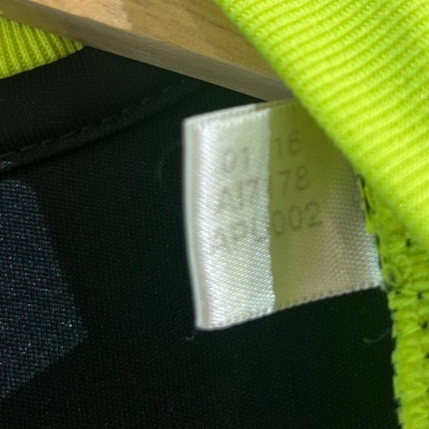 Chelsea 2016/17 Away - Hazard 10 (Medium)