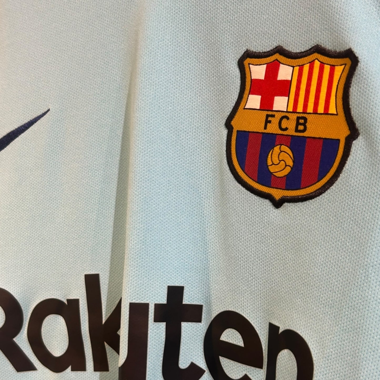 FC Barcelona 2017/18 Away - Iniesta 8 (Medium)