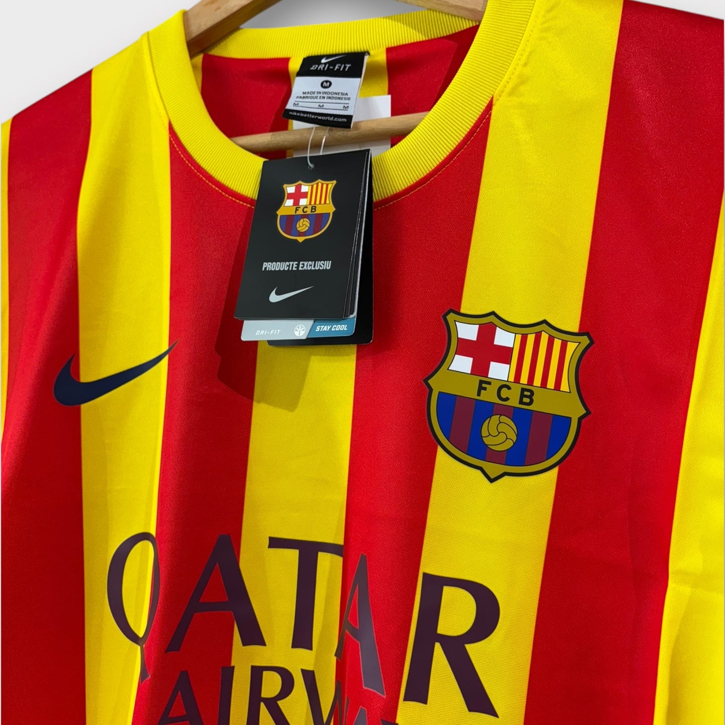 FC Barcelona 2013/14 Away Senyera -  Messi 10 (Multiple Sizes)