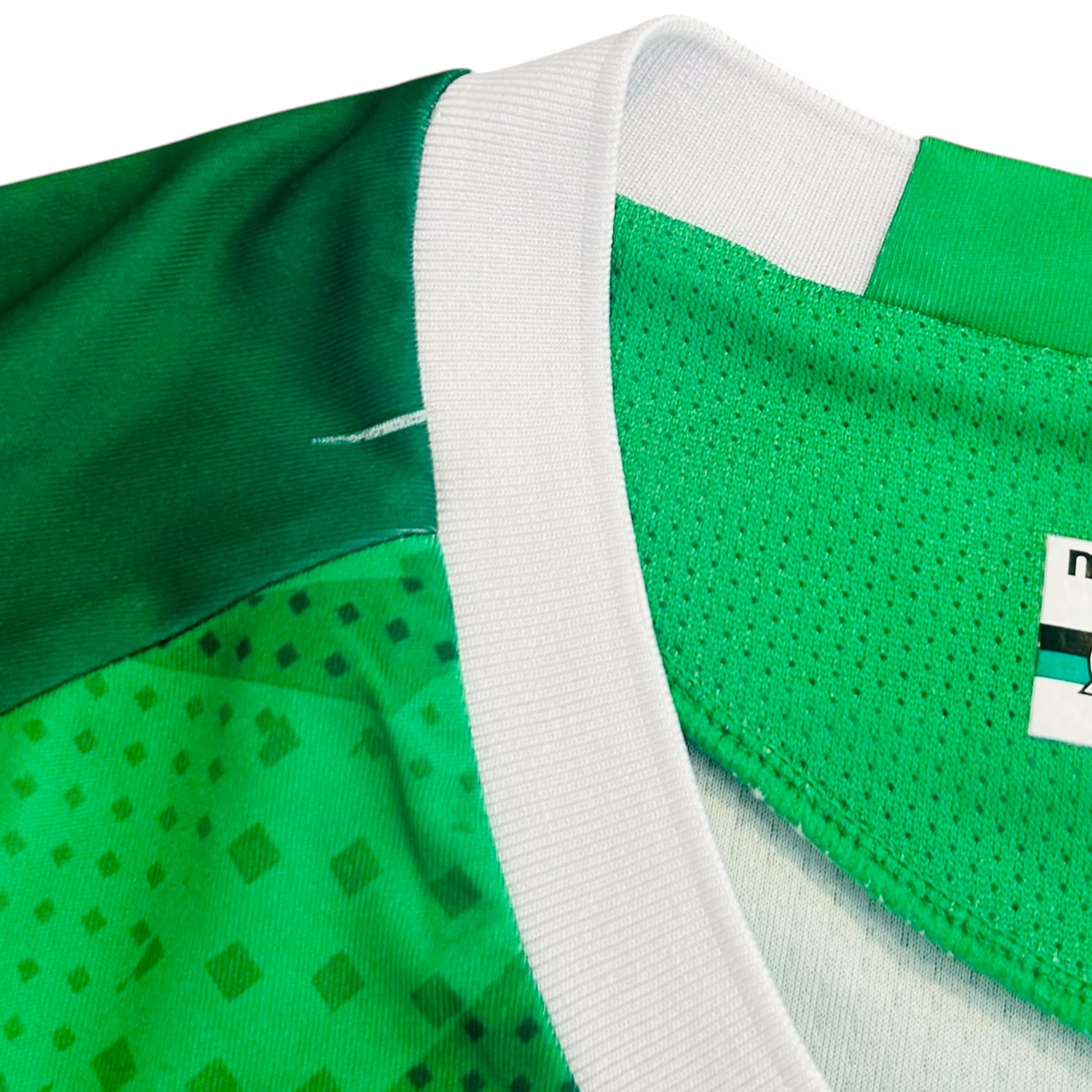 Hannover 96 2020/21 Away (4XL) - KITLAUNCH