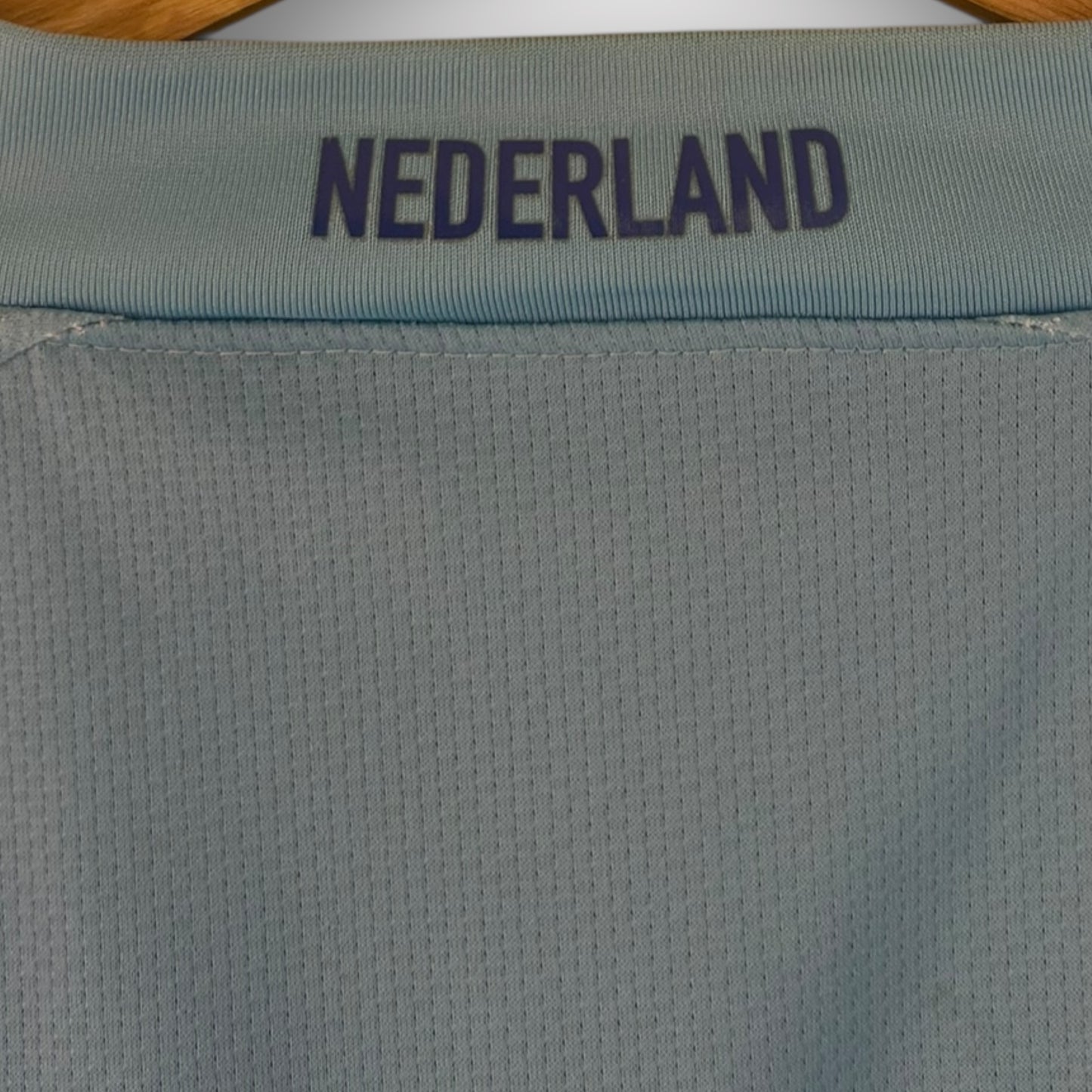 Netherlands 2008 Away (Medium)