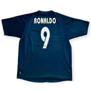 Real Madrid 2003/04 Away - Ronaldo 9 (Large) - KITLAUNCH